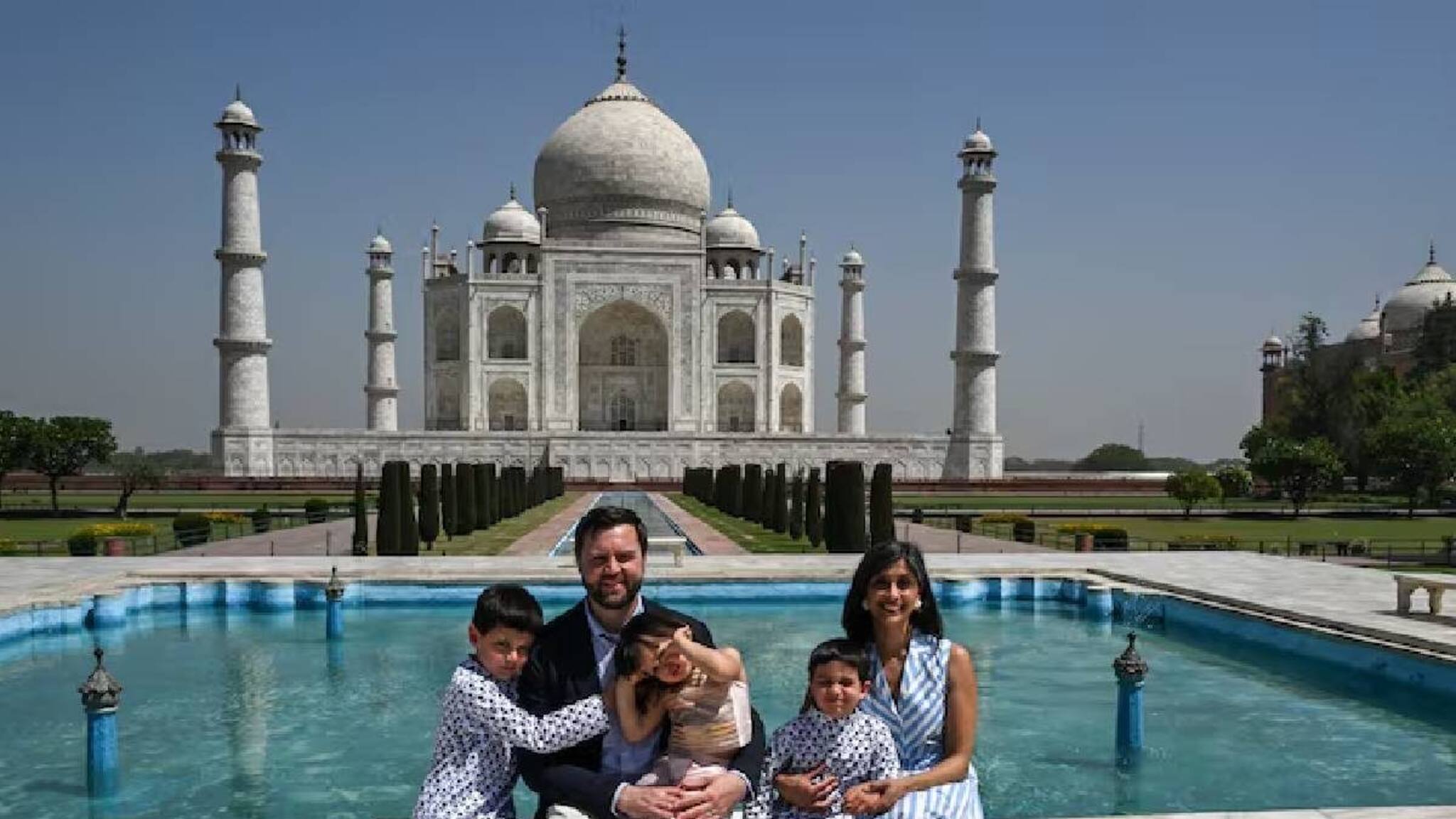 നാലാമത്തെ കണ്‍മണിയെ കാത്ത് യുഎസ് വൈസ് പ്രസിഡന്റ് ജെഡി വാന്‍സും ഭാര്യ ഉഷയും