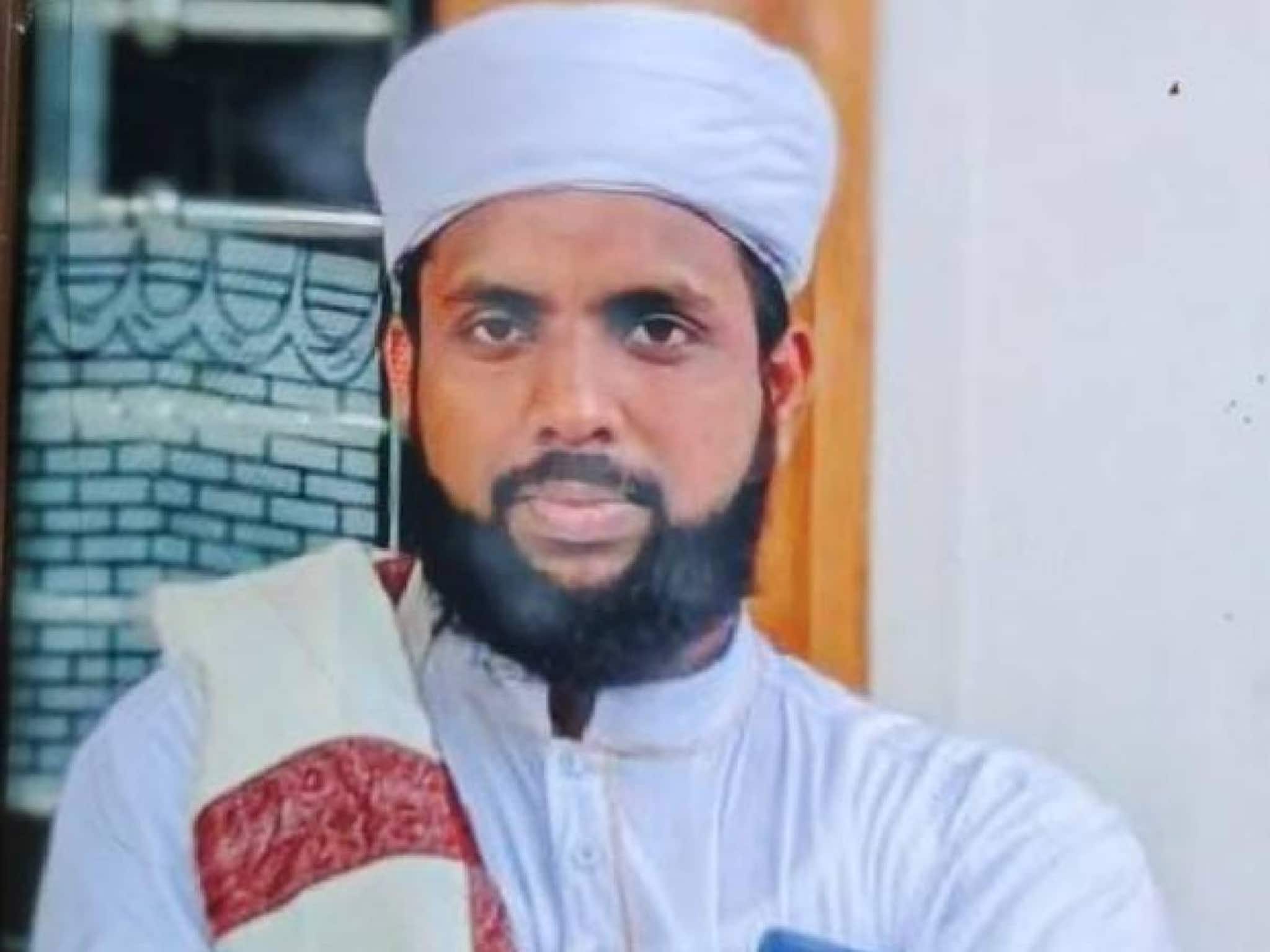 മലപ്പുറം നിലമ്പൂരിൽ ക്ഷേത്രത്തിൽ അതിക്രമം നടത്തിയ 37 കാരൻ അറസ്റ്റിൽ മലപ്പുറം നിലമ്പൂരിൽ ക്ഷേത്രത്തിൽ അതിക്രമം നടത്തിയ 37 കാരൻ അറസ്റ്റിൽ