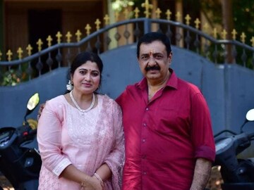 Manu Varma | സ്നേഹം കൊണ്ടൊന്നായവർ; 25 വർഷം ഒന്നിച്ചു ജീവിച്ച ശേഷം സിന്ധുവുമായി പിരിയുന്നത് എന്തുകൊണ്ടെന്ന് മനു വർമ