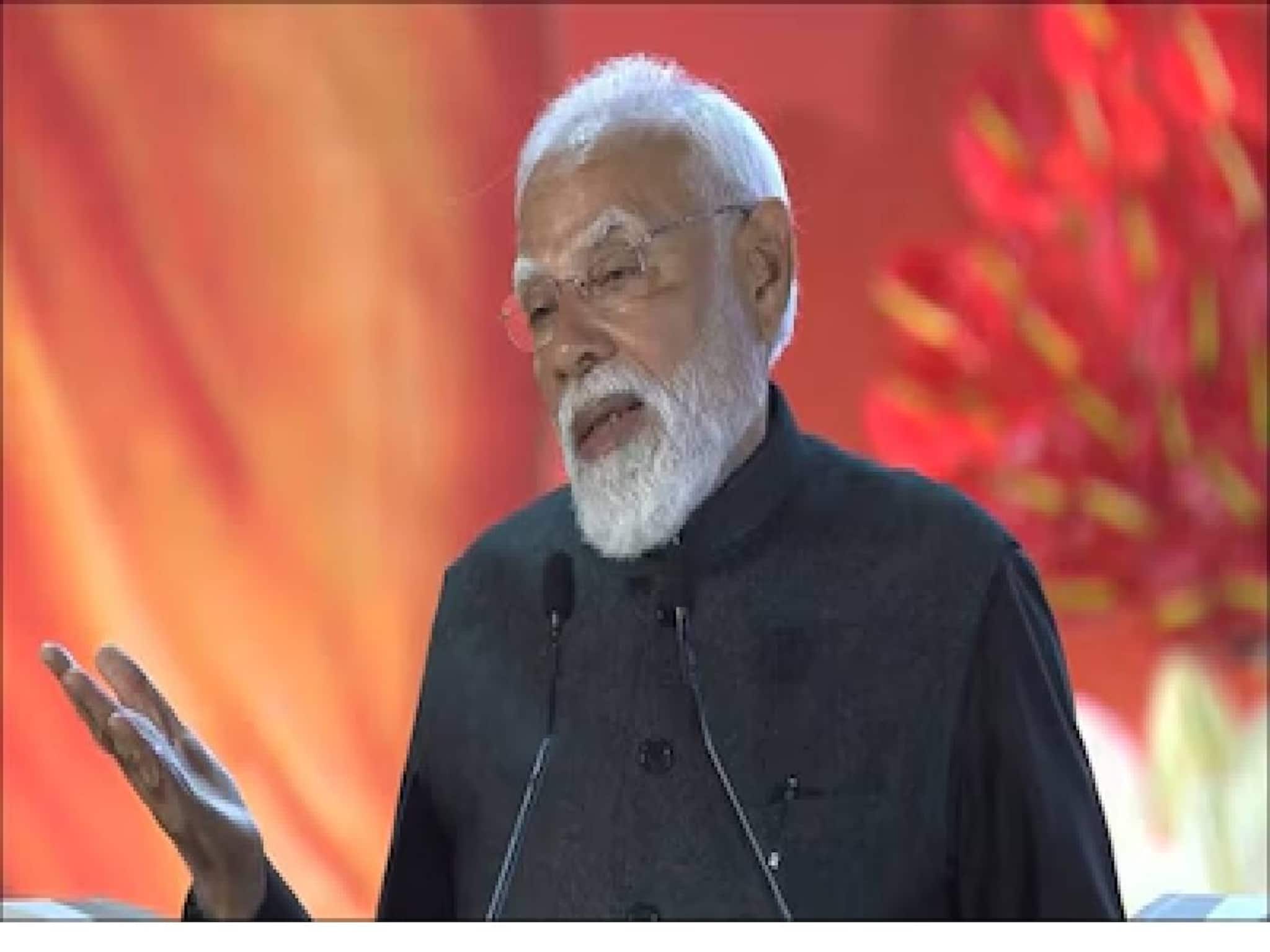 സമയനഷ്ടം ധനനഷ്ടത്തിലേക്ക്; ബംഗളൂരു സബർബൻ റെയിൽ, തെലങ്കാന ജലസേചന പദ്ധതികൾ വേഗം തീർക്കണമെന്ന് പ്രധാനമന്ത്രി 