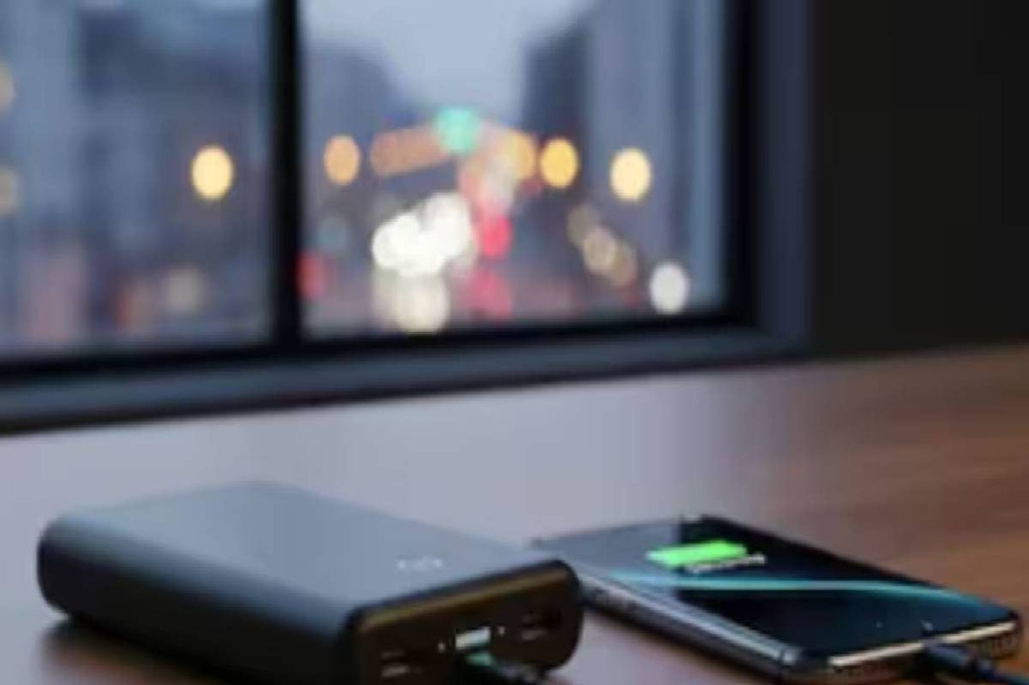 വിമാനങ്ങളിൽ പവർ ബാങ്ക് ഉപയോഗിക്കുന്നത് നിരോധിച്ചു വിമാനങ്ങളിൽ പവർ ബാങ്ക് ഉപയോഗിക്കുന്നത് നിരോധിച്ചു