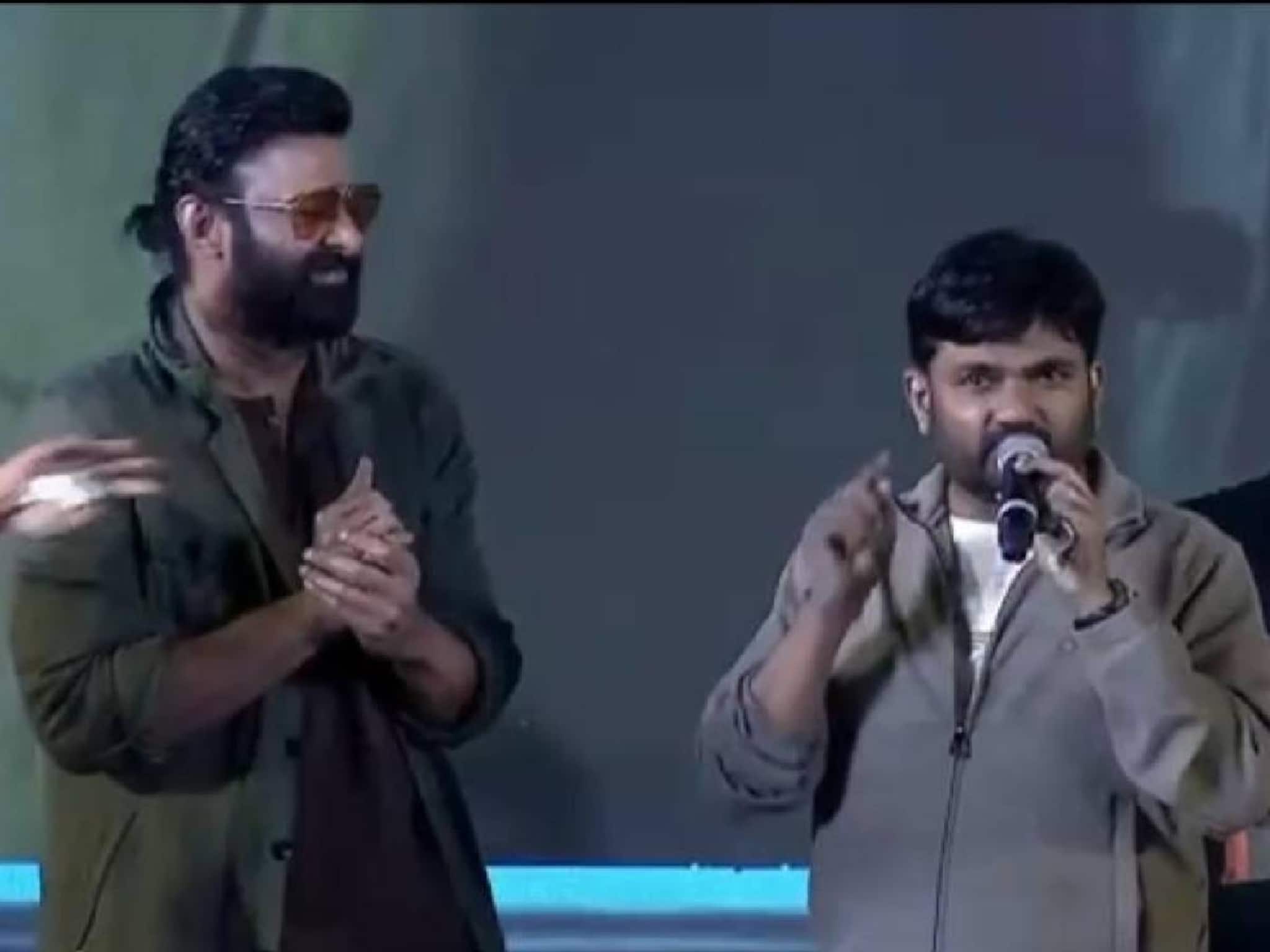 'സിനിമ മോശമെങ്കിൽ എന്റെ വീട്ടിൽ വന്ന് ചോദ്യം ചെയ്യാം'; 'രാജാസാബ്' സംവിധായകൻ മാരുതി 'സിനിമ മോശമെങ്കിൽ എന്റെ വീട്ടിൽ വന്ന് ചോദ്യം ചെയ്യാം'; 'രാജാസാബ്' സംവിധായകൻ മാരുതി