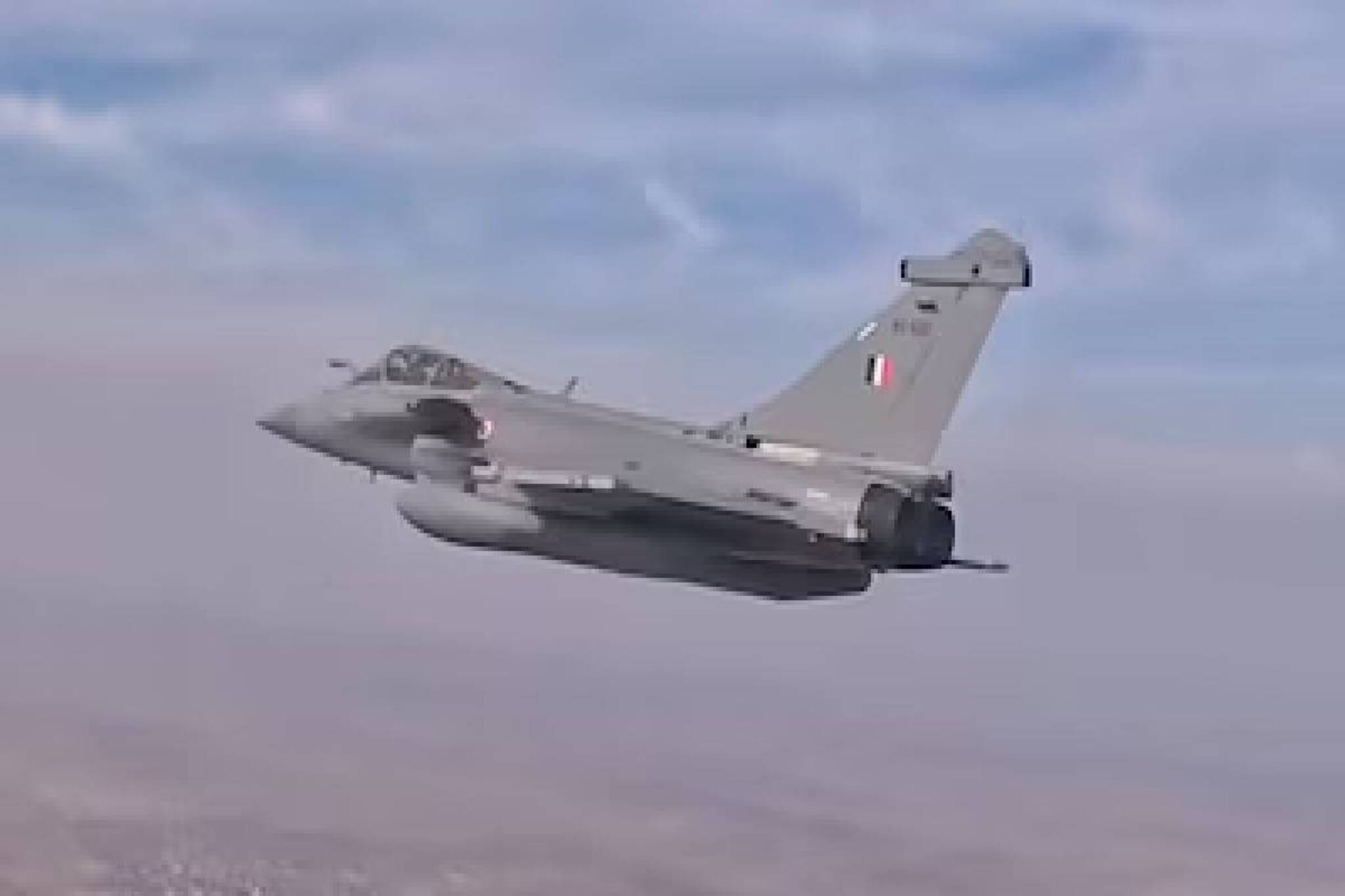 റിപ്പബ്ലിക് ദിന പരേഡിൽ BS-022 റാഫേൽ പറന്നു; പാക് ആരോപണത്തിന്റെ മുന ഒടിഞ്ഞു