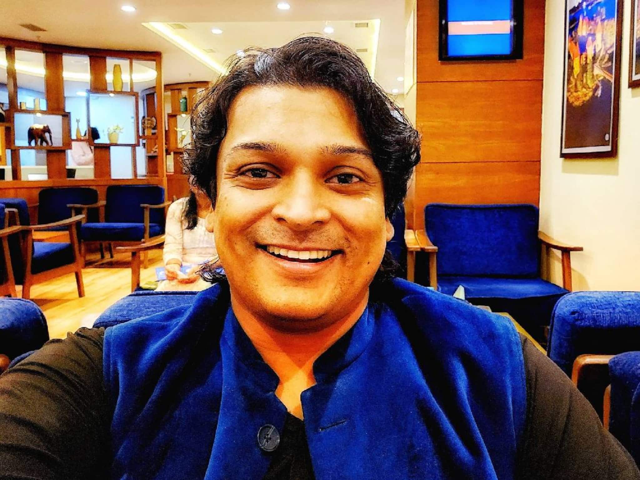 'തിരുമ്പി വന്തിട്ടെയെന്നു സൊല്ല്'; മൂന്നാം ബലാത്സംഗക്കേസിൽ രാഹുൽ മാങ്കൂട്ടത്തിലിന്റെ ജാമ്യത്തില് രാഹുല് ഈശ്വര് 'തിരുമ്പി വന്തിട്ടെയെന്നു സൊല്ല്'; മൂന്നാം ബലാത്സംഗക്കേസിൽ രാഹുൽ മാങ്കൂട്ടത്തിലിന്റെ ജാമ്യത്തില് രാഹുല് ഈശ്വര്