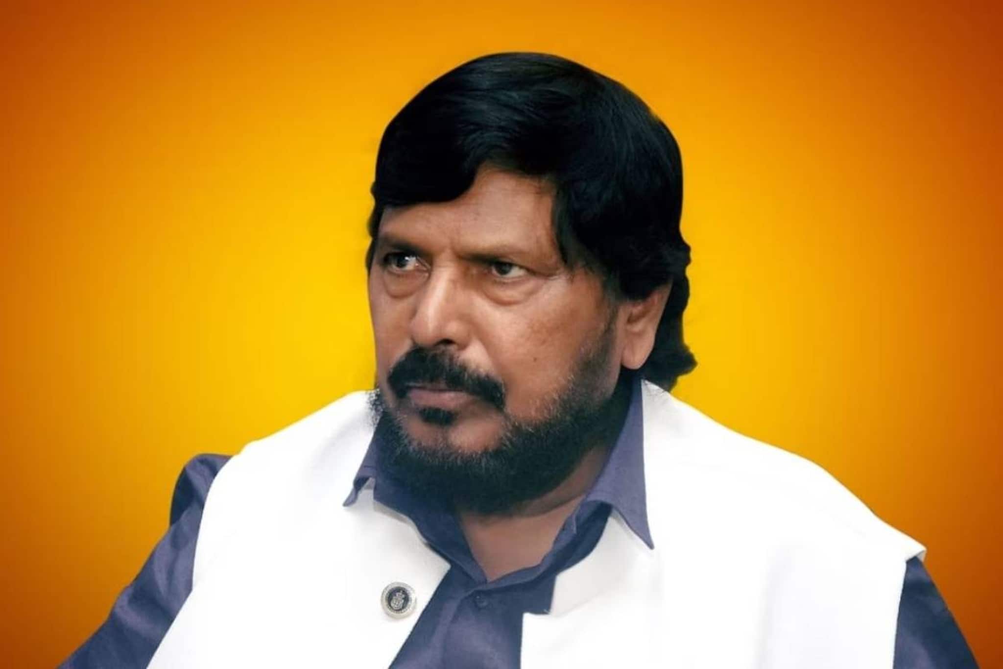 'സിപിഎമ്മും സിപിഐയും NDAയിൽ ചേരണം', പിണറായിയെ സ്വാഗതം ചെയ്ത് ‌കേന്ദ്രമന്ത്രി