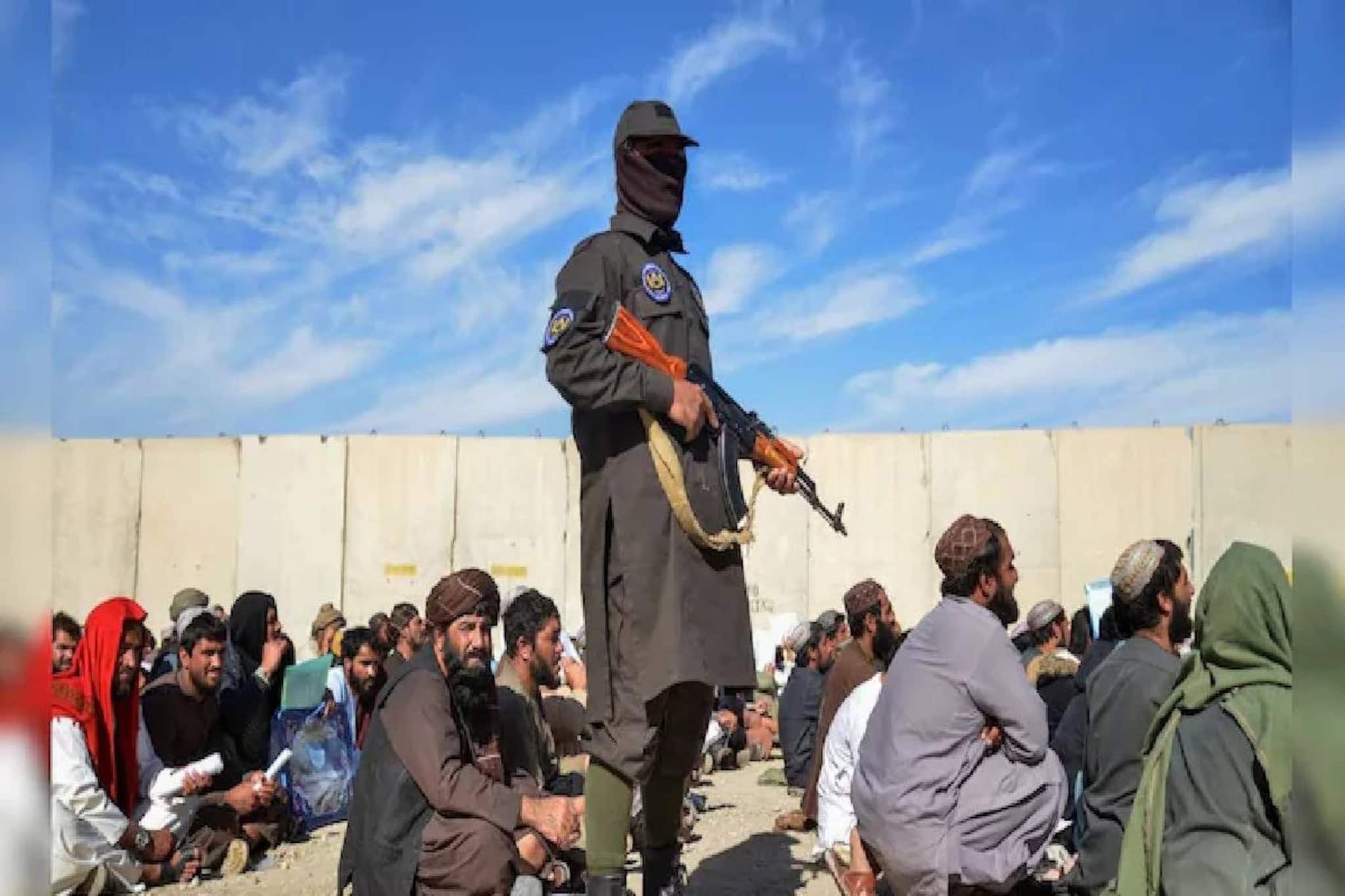 താലിബാൻ അഫ്ഗാനിസ്ഥാനിൽ അടിമത്തം നിയമവിധേയമാക്കി; ശിക്ഷ സാമൂഹ്യ നിലയനുസരിച്ച്