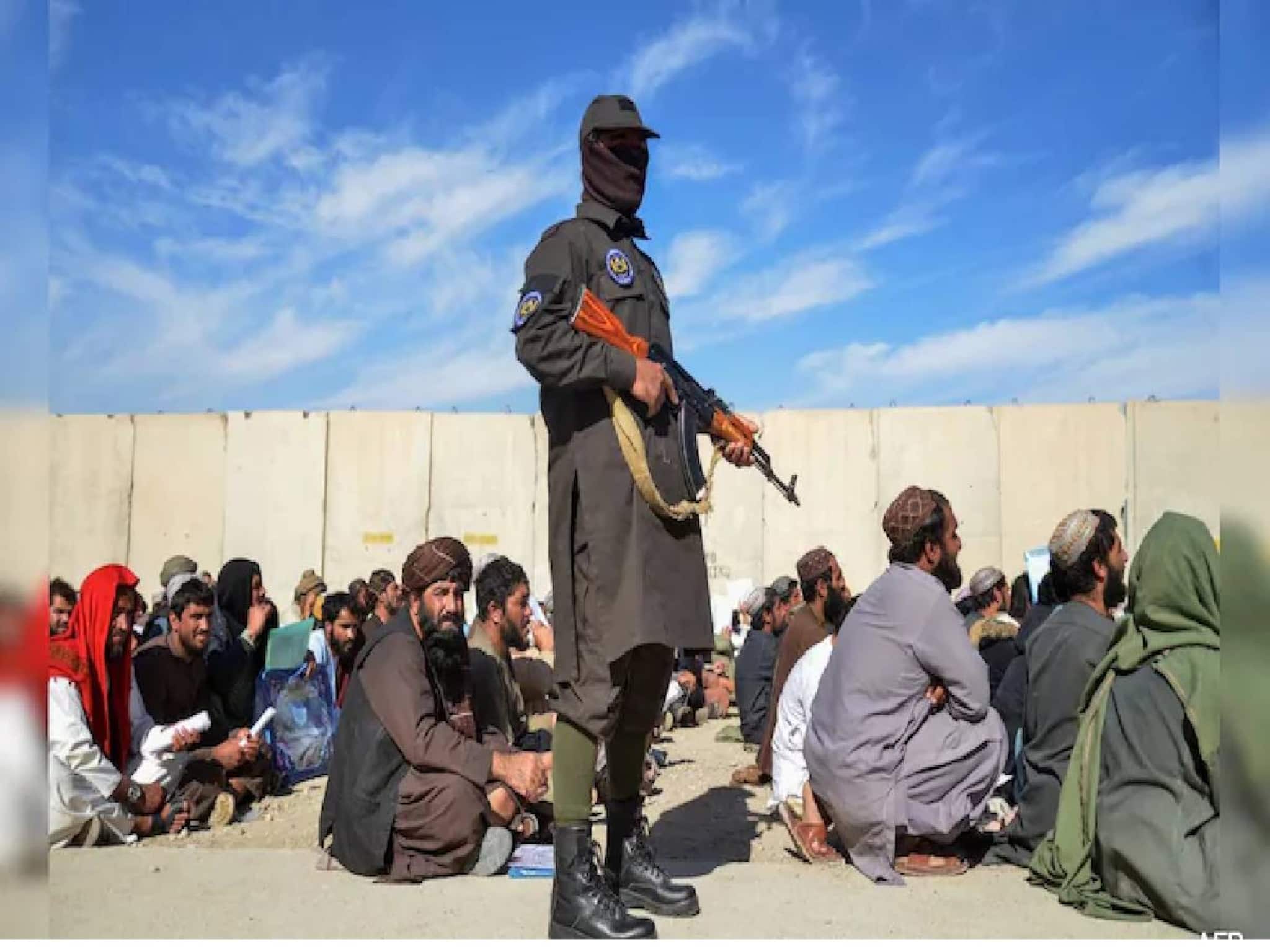 താലിബാൻ അഫ്ഗാനിസ്ഥാനിൽ അടിമത്തം നിയമവിധേയമാക്കി; ശിക്ഷ സാമൂഹ്യ നിലയനുസരിച്ച്