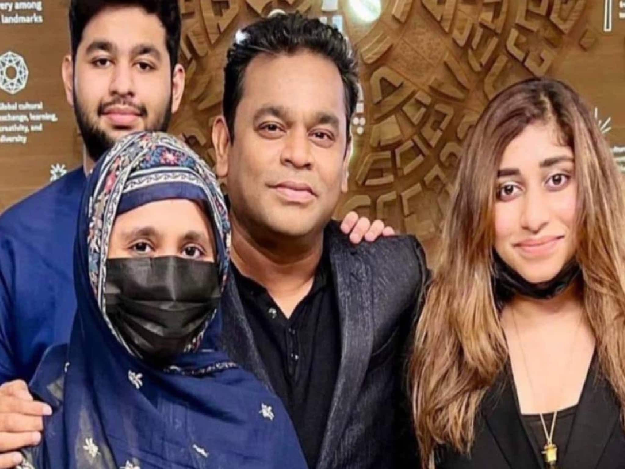 എ ആർ റഹ്മാനെതിരായ വർഗീയ അധിക്ഷേപം 'വെറുപ്പിന്റെ ഭാഷ'യെന്ന് മലയാളി സംഗീത സംവിധായകൻ; പിന്തുണയുമായി റഹ്മാന്റെ മക്കൾ