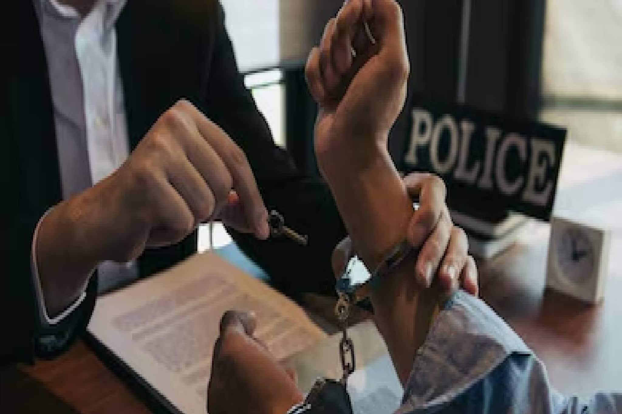 എല്ലാം ഒരു സന്തോഷം ! നാല് തവണ UPSC പരീക്ഷയിൽ തോറ്റപ്പോൾ അച്ഛനെ സന്തോഷിപ്പിക്കാന്‍ ഐഎഎസ് ഉദ്യോഗസ്ഥനായി വേഷമിട്ടു