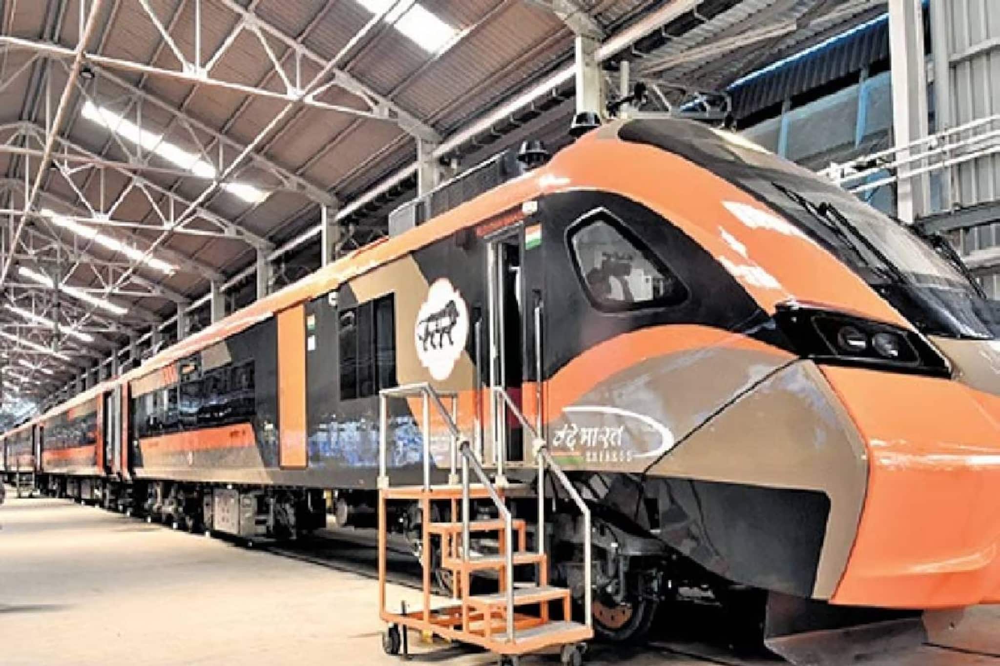 റെയില്വെ 1500 വന്ദേഭാരത് ചെയര് കാര് കോച്ചുകൾ നിർമിക്കും ; ശതാബ്ദി ട്രെയിനുകൾ മാറ്റും റെയില്വെ 1500 വന്ദേഭാരത് ചെയര് കാര് കോച്ചുകൾ നിർമിക്കും ; ശതാബ്ദി ട്രെയിനുകൾ മാറ്റും