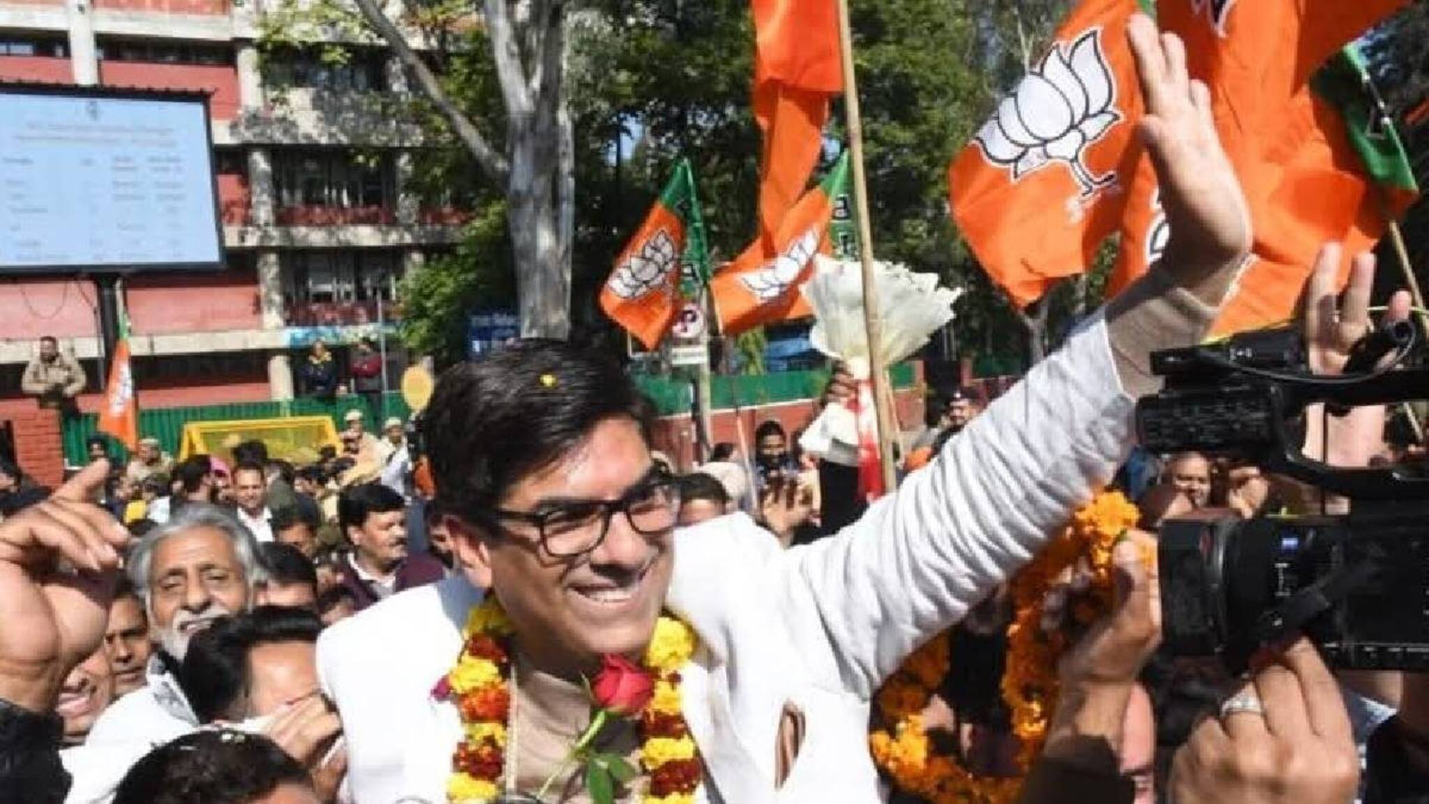 ചണ്ഡീഗഡ് മേയർ തിരഞ്ഞെടുപ്പിൽ കോൺഗ്രസിനെയും ആം ആദ്മി പാർട്ടിയേയും തകർത്ത് ബിജെപി