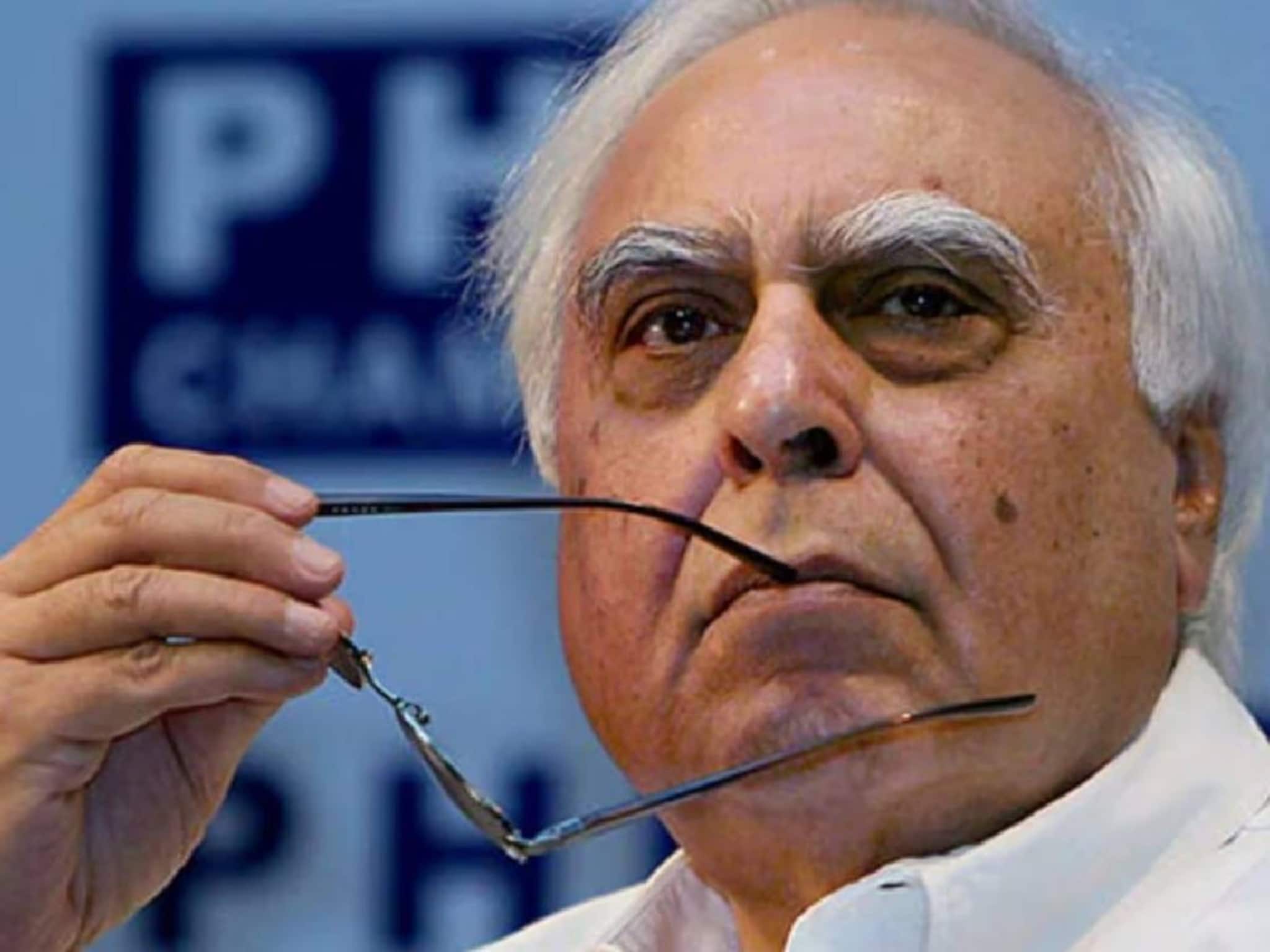 'ബിജെപിക്കൊപ്പം പോയാൽ കഥ കഴിഞ്ഞു'; ചെറുപാർട്ടികൾക്ക് മുന്നറിയിപ്പുമായി കപിൽ സിബൽ