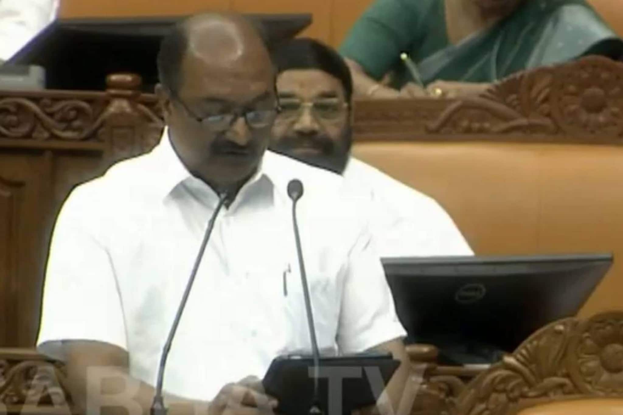 Kerala Budget 2026 Live: ആശാ വർക്കർമാരുടെ ഓണറേറിയം 1000 രൂപ വർധിപ്പിച്ചു; അങ്കണവാടി വർക്കർമാരുടെ വേതനം 1000 രൂപകൂട്ടി