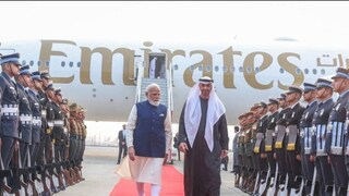 യുഎഇ പ്രസിഡന്റിനെ പ്രധാനമന്ത്രി സ്വീകരിക്കുന്നു