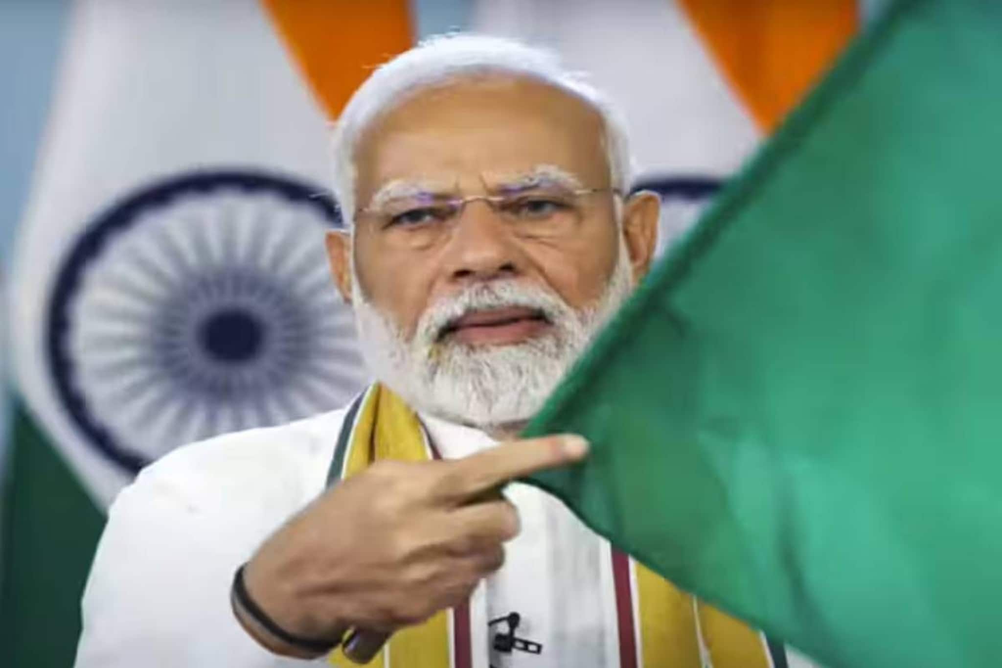 ആറു ട്രെയിനുകളിൽ നാലെണ്ണം കേരളത്തിന്; പ്രധാനമന്ത്രി നരേന്ദ്ര മോദി ഫ്ലാഗ് ഓഫ് ചെയ്യും