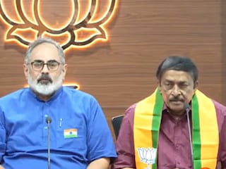 റെജി ലൂക്കോസ് ബിജെപി ആസ്ഥാനത്ത് റെജി ലൂക്കോസ് ബിജെപി ആസ്ഥാനത്ത്