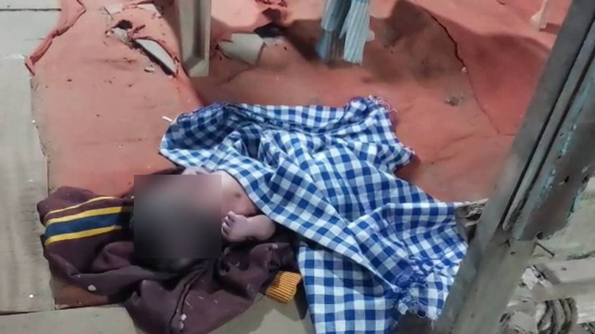 തിരുവല്ലയിൽ നവജാത ശിശുവിനെ തട്ടുകടയിൽ ഉപേക്ഷിച്ച നിലയിൽ കണ്ടെത്തി