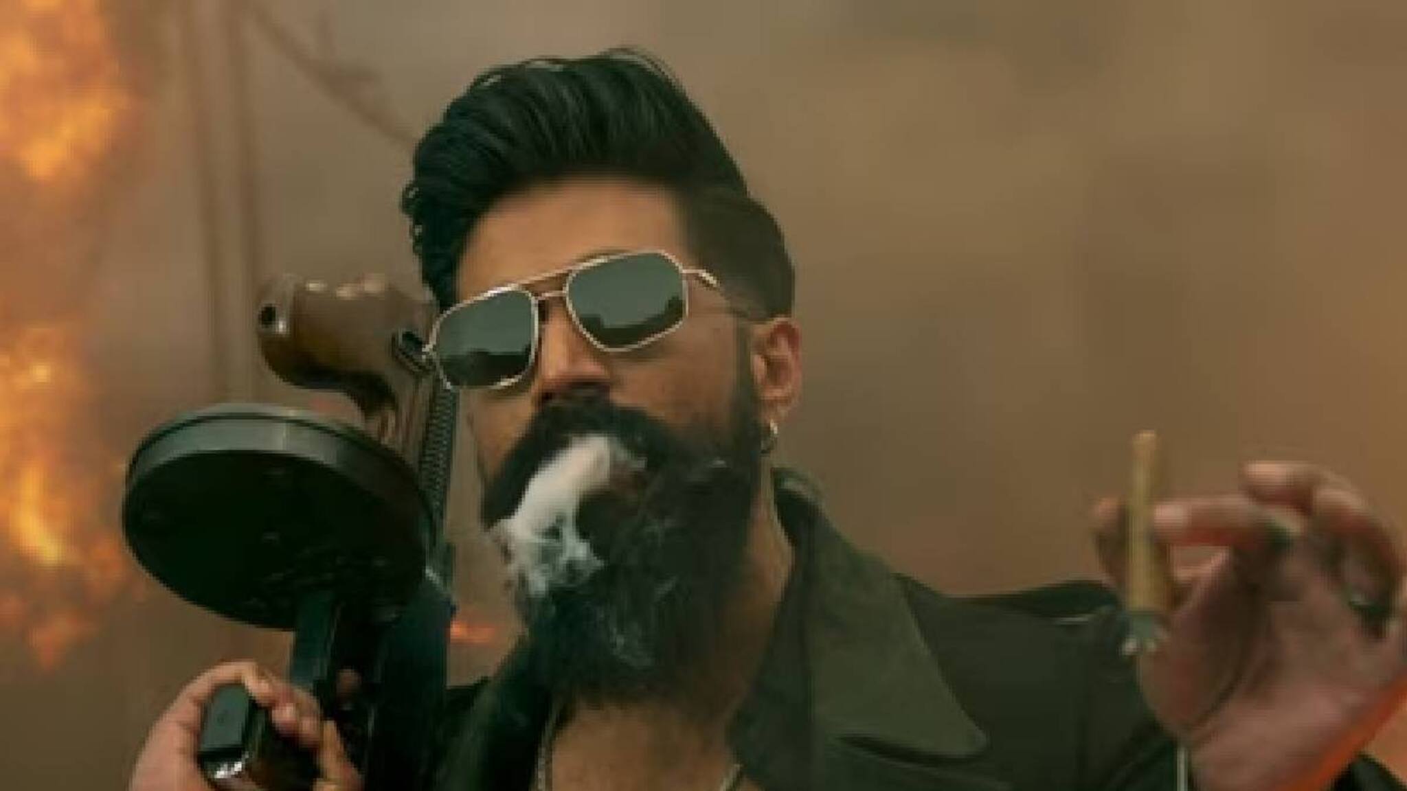 'ടോക്സിക്ക് ' ടീസറിന് എതിരെ സെൻസർ ബോർഡിന് കർണാടക വനിത കമ്മിഷൻ പരാതി