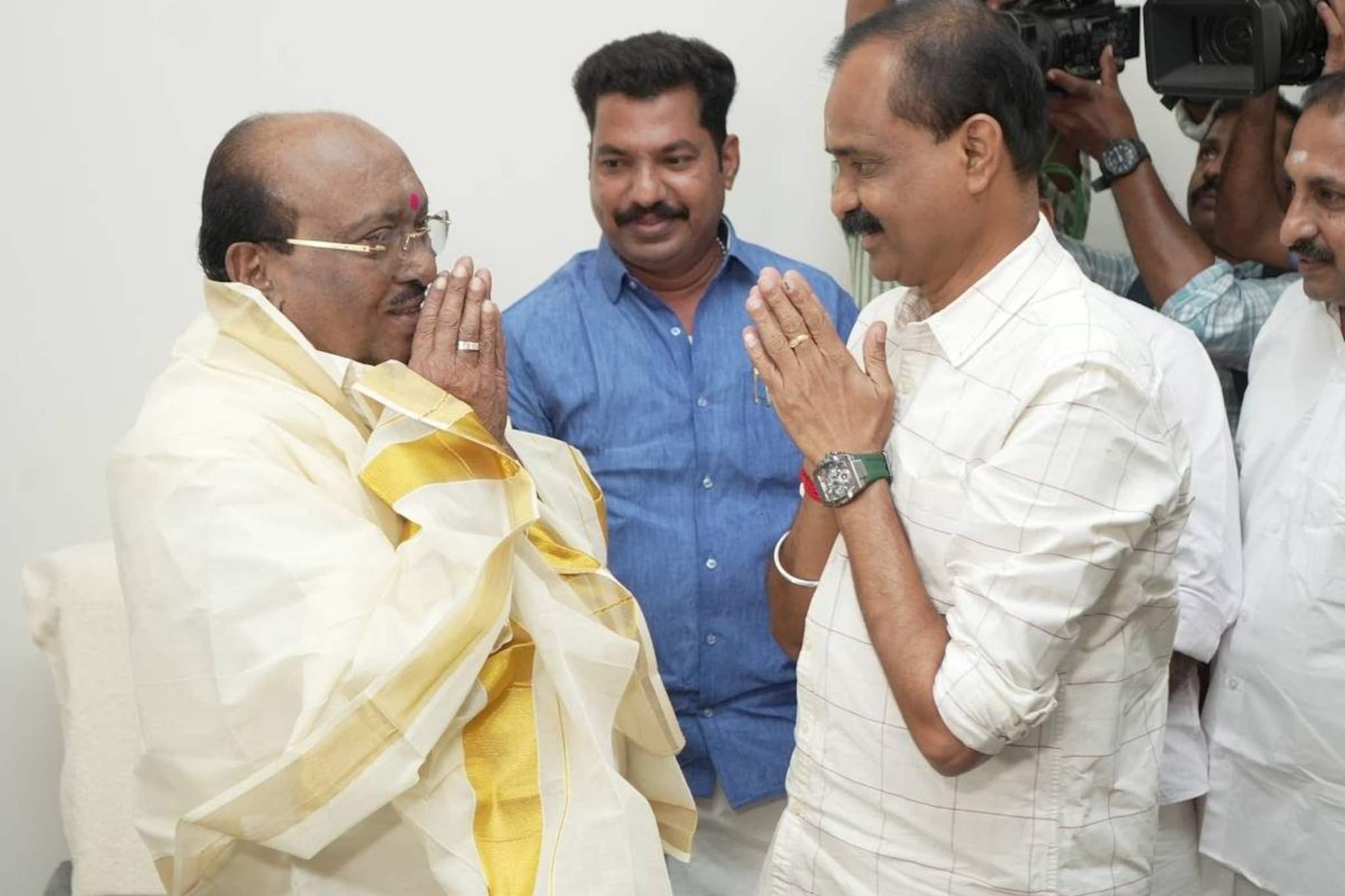 'വിവി രാജേഷ് ഏറെ വീക്ഷണങ്ങളുള്ള ചെറുപ്പക്കാരൻ; തലസ്ഥാന നഗരിക്ക് ഉണർവാകും'; വെള്ളാപ്പള്ളി