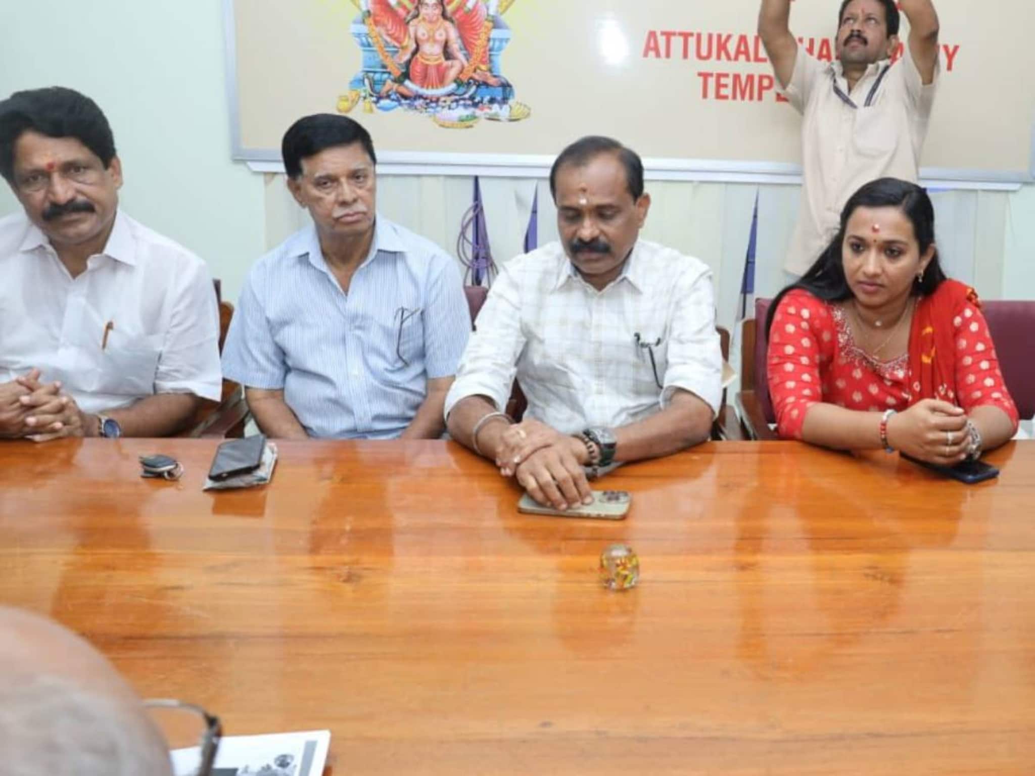 ആറ്റുകാൽ പൊങ്കാല: നഗരസഭ ഒരുക്കം തുടങ്ങി; തട്ടിക്കൂട്ട് പണി നടത്തിയാൽ ബില്ല് പാസാക്കില്ലെന്ന് മേയർ ആറ്റുകാൽ പൊങ്കാല: നഗരസഭ ഒരുക്കം തുടങ്ങി; തട്ടിക്കൂട്ട് പണി നടത്തിയാൽ ബില്ല് പാസാക്കില്ലെന്ന് മേയർ