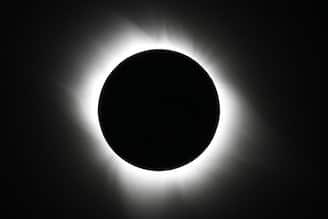 Solar Eclipse 2026 | ഫെബ്രുവരി 17-ന്  2026-ലെ ആദ്യ സൂര്യഗ്രഹണം; ഇന്ത്യയിൽ ദൃശ്യമാകുമോ?