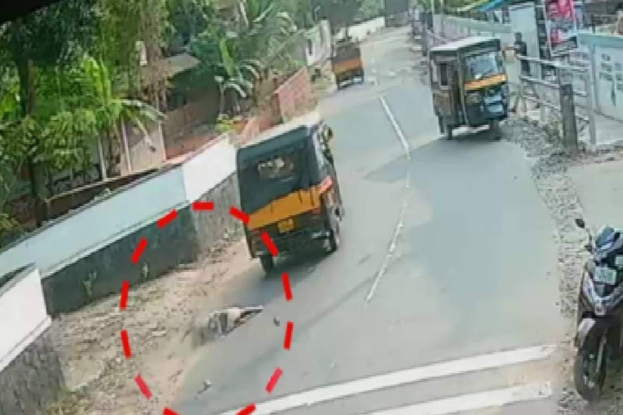 അമിത വേ​ഗത്തിൽ പോയ ഓട്ടോറിക്ഷയിൽ നിന്ന് 6 വയസ്സുകാരി തെറിച്ചു വീണു; ഡ്രൈവർ അറിഞ്ഞില്ല