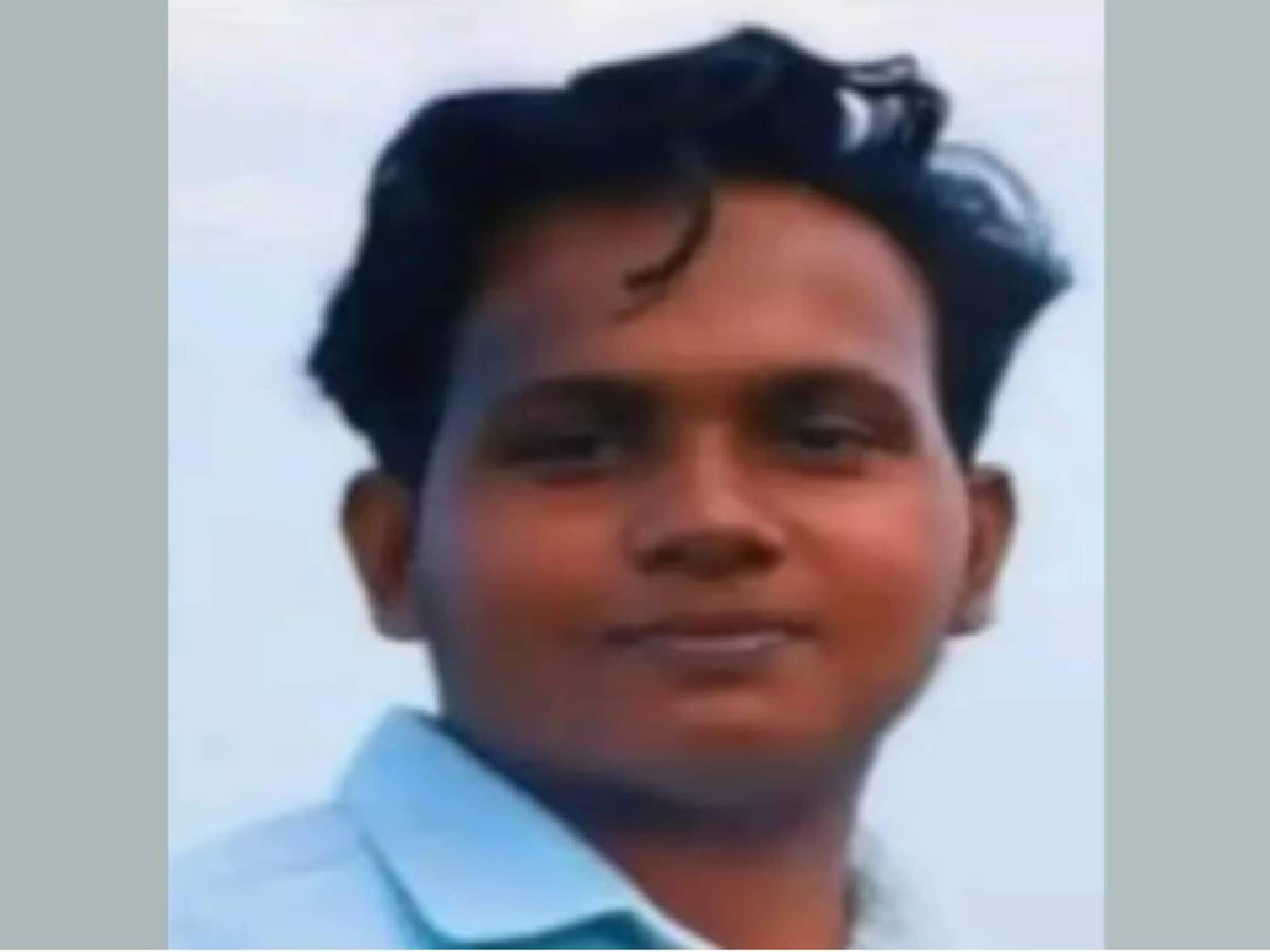 ഓവർടേക്ക് ചെയ്യാൻ ശ്രമിക്കുന്നതിനിടെ എതിരെ വന്ന ബൈക്കുമായി കുട്ടിയിടിച്ച് ബൈക്ക് യാത്രികൻ മരിച്ചു ഓവർടേക്ക് ചെയ്യാൻ ശ്രമിക്കുന്നതിനിടെ എതിരെ വന്ന ബൈക്കുമായി കുട്ടിയിടിച്ച് ബൈക്ക് യാത്രികൻ മരിച്ചു