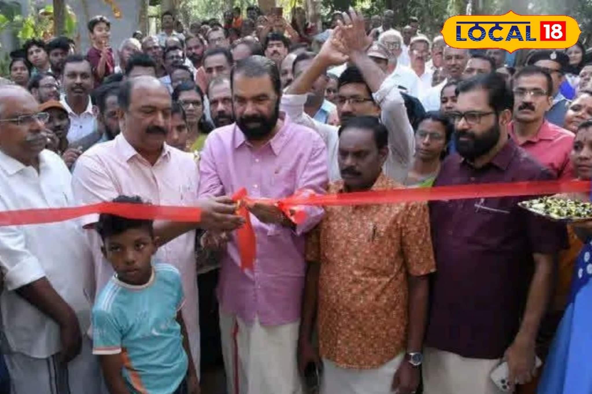 മിഥുൻ്റെ കുടുംബത്തിന് ഇനി സ്കൗട്ട്സ് ഒരുക്കിയ സ്നേഹവീട്; താക്കോൽ കൈമാറി വി. ശിവൻകുട്ടിയും കെ. എൻ. ബാലഗോപാലും മിഥുൻ്റെ കുടുംബത്തിന് ഇനി സ്കൗട്ട്സ് ഒരുക്കിയ സ്നേഹവീട്; താക്കോൽ കൈമാറി വി. ശിവൻകുട്ടിയും കെ. എൻ. ബാലഗോപാലും