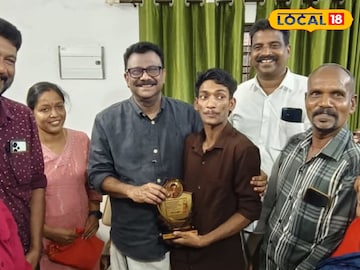 പിയൂഷിനെ ആദരിക്കുന്നു