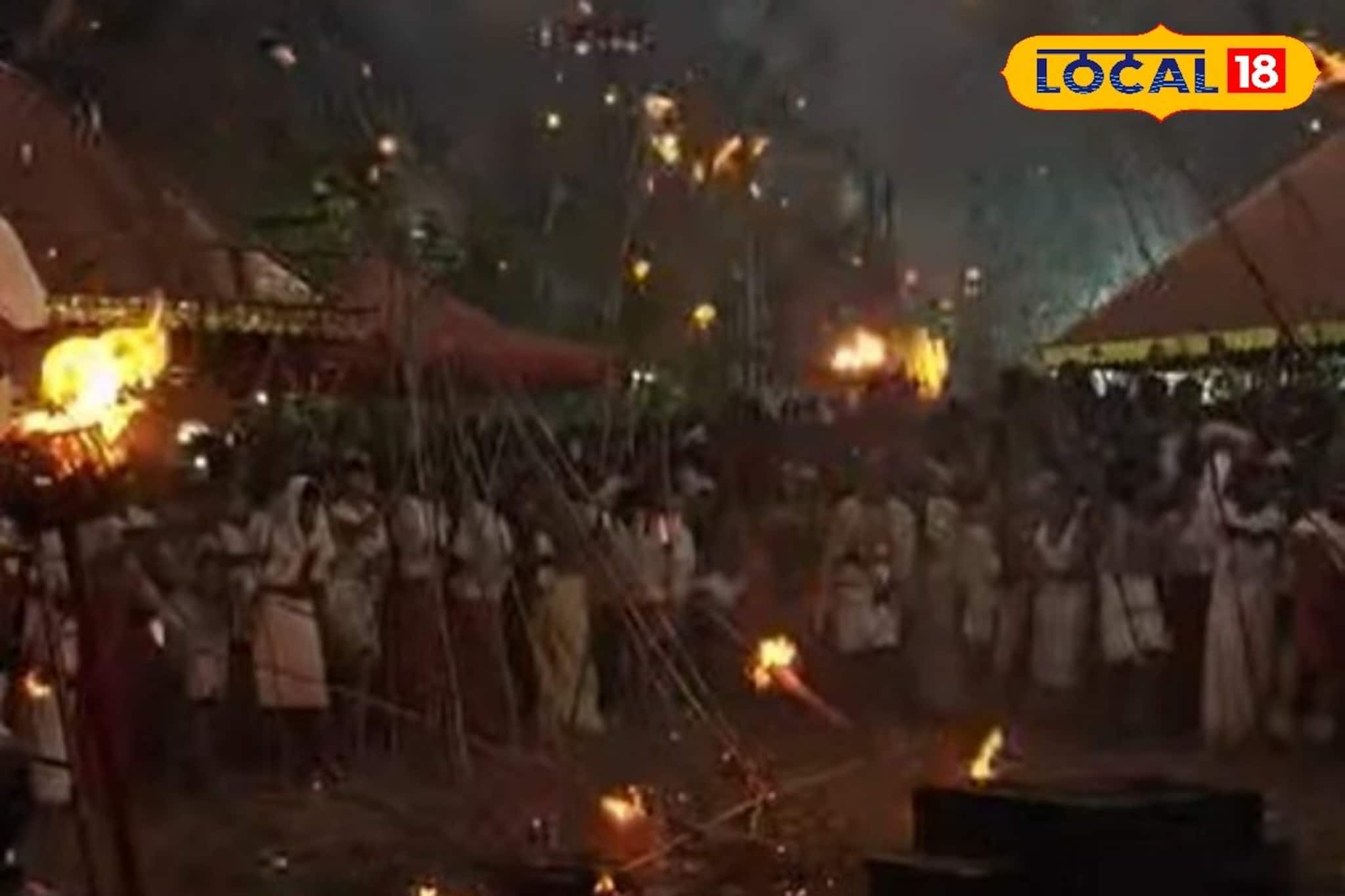 കടവത്തൂർ കുറൂളിക്കാവില് അഗ്നിപ്പൂരമായി പന്തോത്സവം; തീപ്പന്തങ്ങളുടെ അകമ്പടിയോടെ ഭഗവതിയുടെ എഴുന്നള്ളത്ത് കടവത്തൂർ കുറൂളിക്കാവില് അഗ്നിപ്പൂരമായി പന്തോത്സവം; തീപ്പന്തങ്ങളുടെ അകമ്പടിയോടെ ഭഗവതിയുടെ എഴുന്നള്ളത്ത്