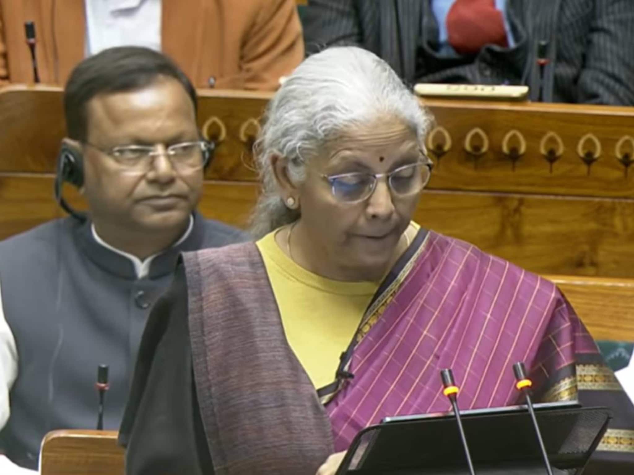 Budget 2026 LIVE Updates: അടിസ്ഥാനസൗകര്യ വികസനത്തിന് 12.2 ലക്ഷം കോടി രൂപ