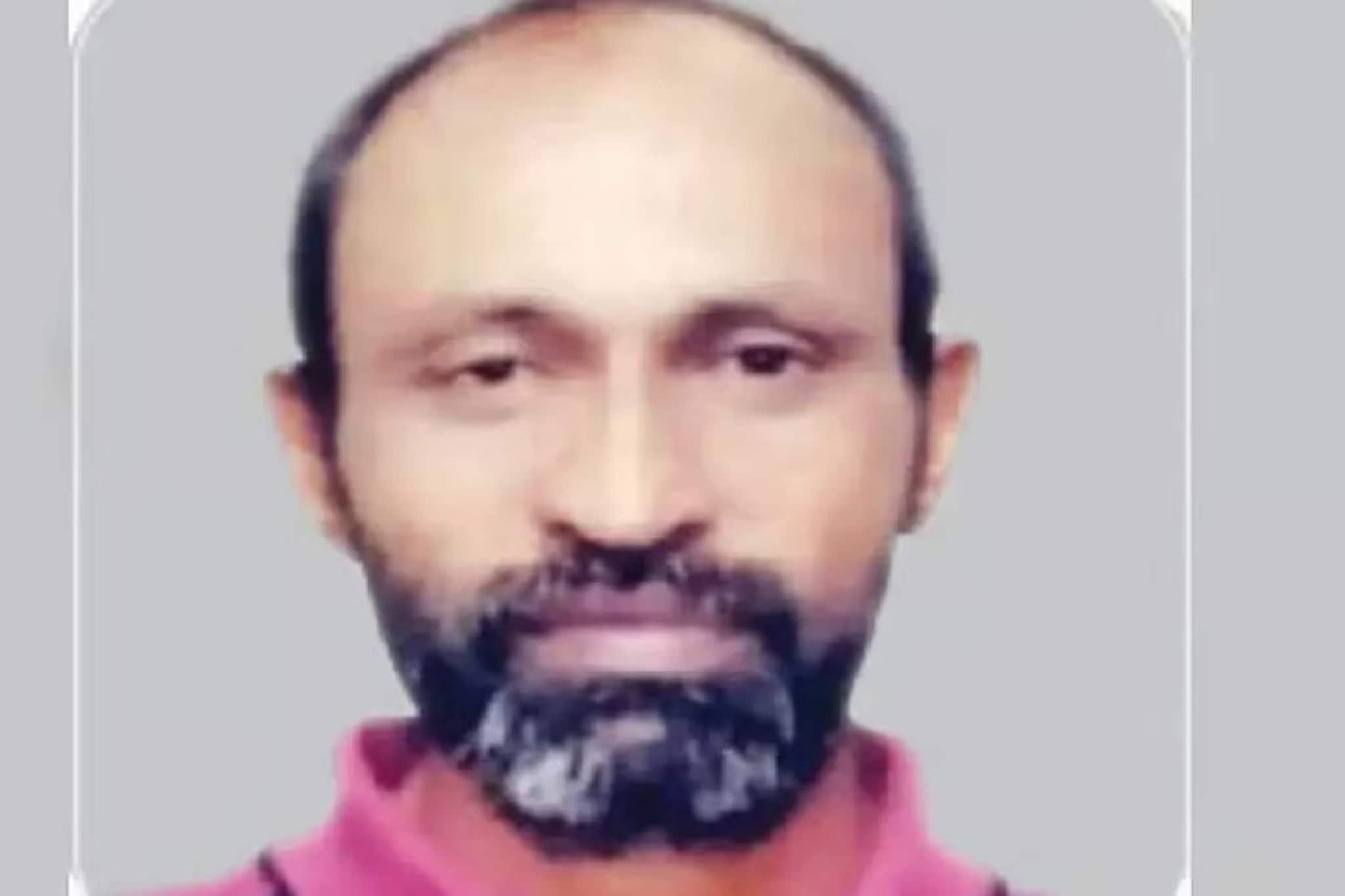 തൃശൂര് ടോള്ബൂത്തില് പിറകിലേക്കെടുത്ത ട്രെയിലര് ദേഹത്തുകയറി ജീവനക്കാരന് മരിച്ചു തൃശൂര് ടോള്ബൂത്തില് പിറകിലേക്കെടുത്ത ട്രെയിലര് ദേഹത്തുകയറി ജീവനക്കാരന് മരിച്ചു