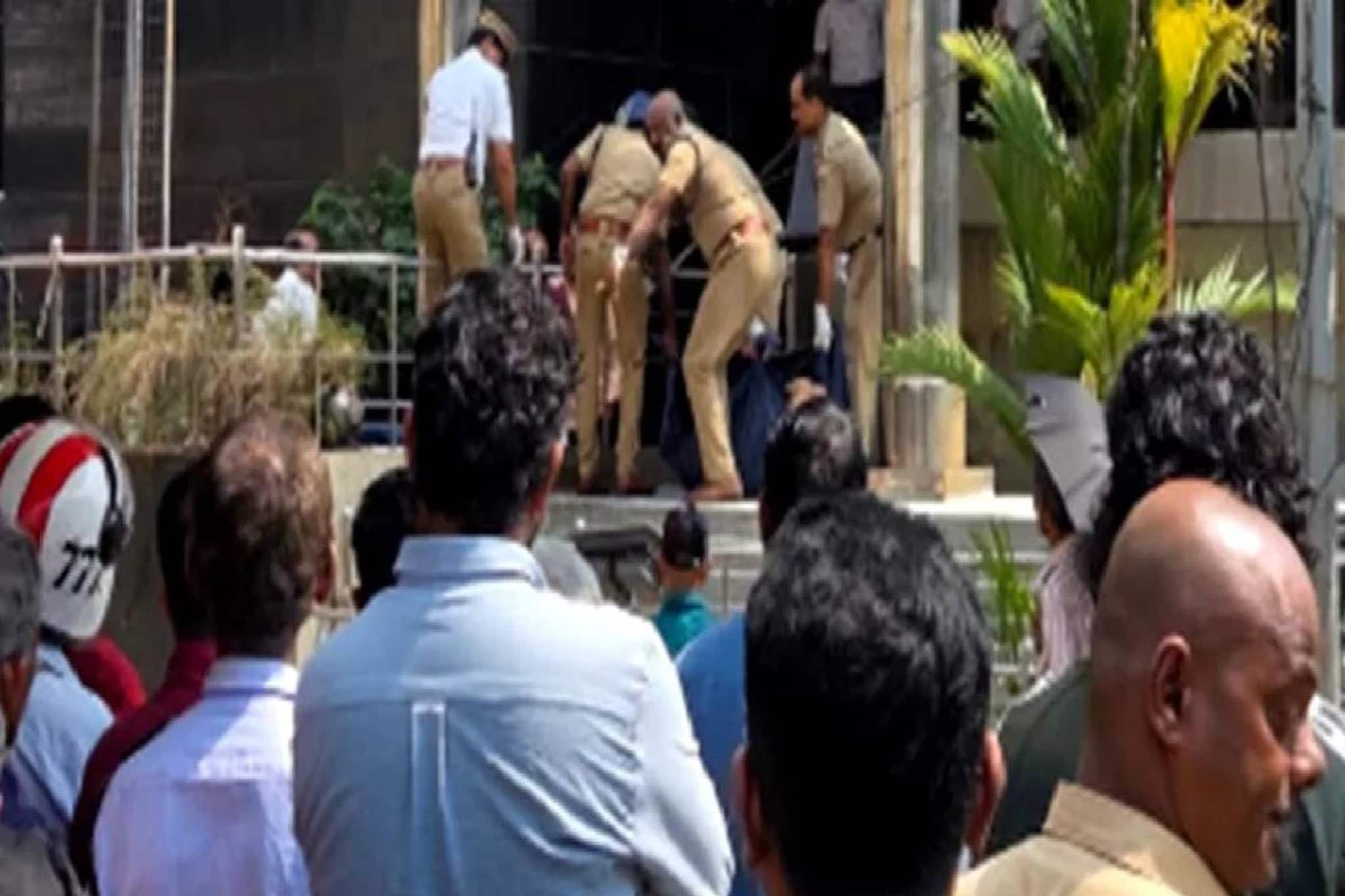 കൊച്ചിയിൽ ജ്വല്ലറിക്കെട്ടിടത്തിനു മുകളിൽനിന്ന് ചാടി അജ്ഞാതൻ ജീവനൊടുക്കി