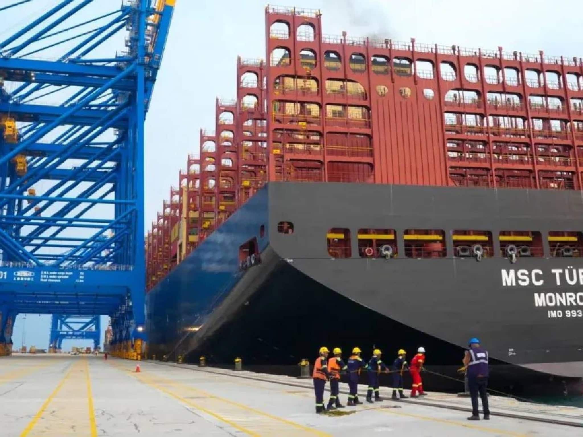 2000 കോടി രൂപയുടെ ബൃഹത് പദ്ധതി; വിഴിഞ്ഞത്ത് സർക്കാരിന്റെ പൊതുമേഖലാ ലോജിസ്റ്റിക്സ് പ്ലാൻ