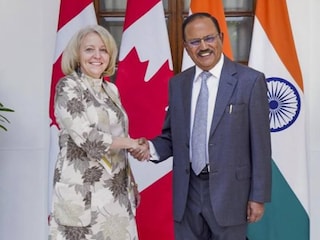 അജിത് ഡോവലും നതാലി ‍ഡ്രൂയിനും (PTI)