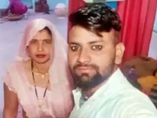 2 ലക്ഷം രൂപയും സ്വർണാഭരണങ്ങളുമായി കടന്നുകളഞ്ഞെന്നാണ് പുതിയ ഭർത്താവിന്റെ പരാതി