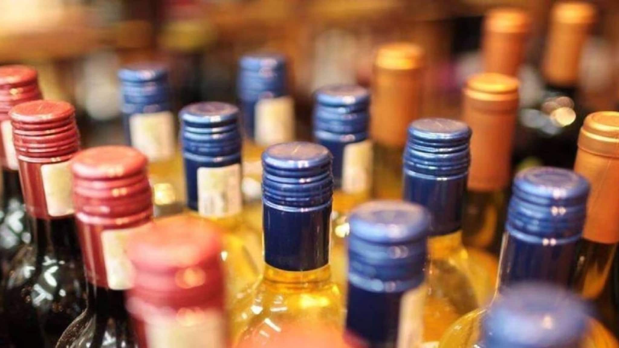 പ്രോജക്ട് 'ബോട്ടിൽ ക്ലബ്';പ്രീമിയം ഔട്ട്ലെറ്റുകളിൽ മദ്യക്കമ്പനികൾക്ക് പ്രത്യേക കൗണ്ടറുമായി ബെവ്കോ