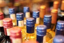 പ്രോജക്ട് 'ബോട്ടിൽ ക്ലബ്';പ്രീമിയം ഔട്ട്ലെറ്റുകളിൽ മദ്യക്കമ്പനികൾക്ക് പ്രത്യേക കൗണ്ടറുമായി ബെവ്കോ