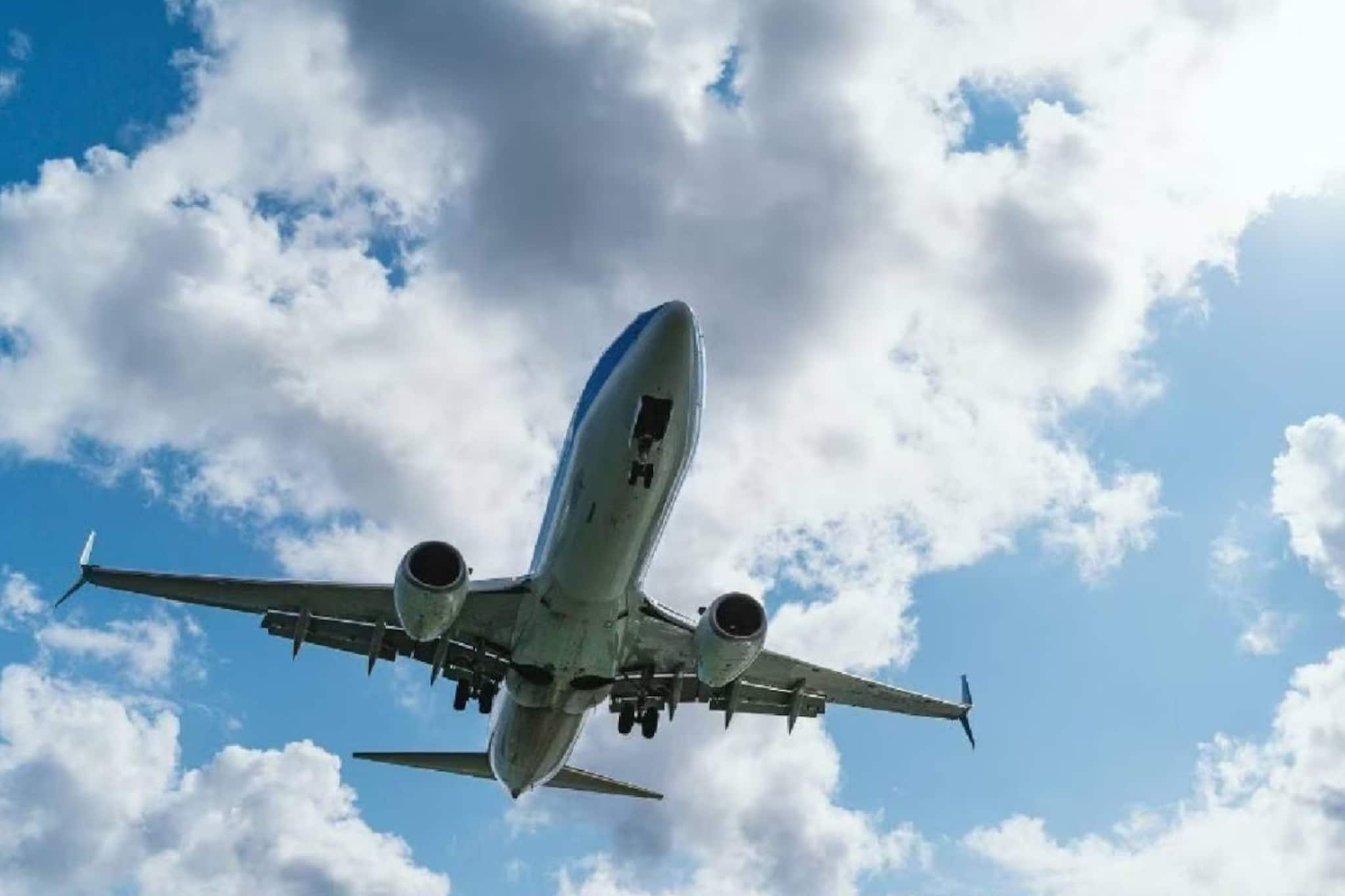 ഇറാനും യുഎഇയും വ്യോമപാത അടച്ചു; പല  ഗൾഫ് വിമാന സർവീസുകളും റദ്ദാക്കി