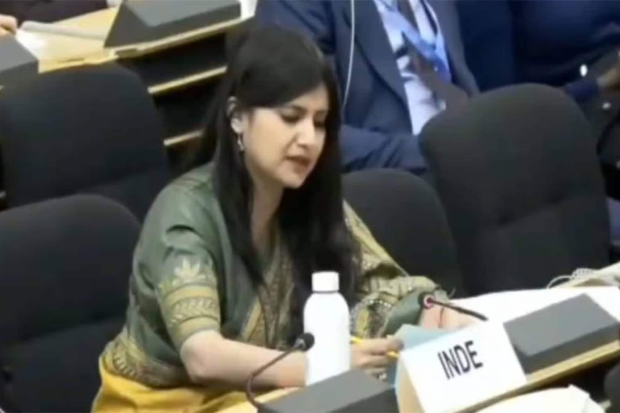 'ജമ്മു കശ്മീരിന്റെ ബജറ്റ് പാകിസ്ഥാന്റെ IMF സഹായധനത്തിന്റെ ഇരട്ടി': പരിഹാസവുമായി ഇന്ത്യ