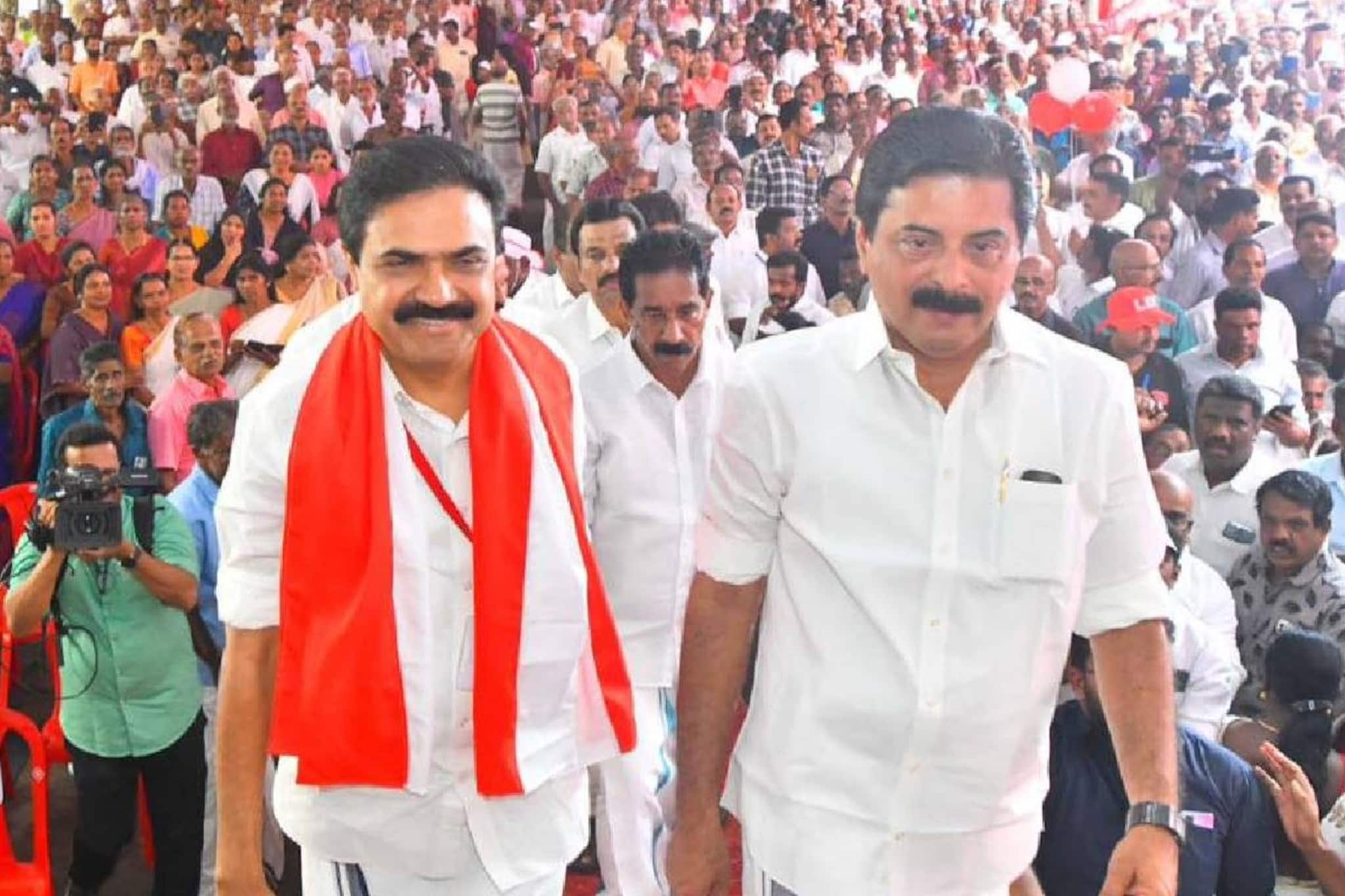 ജോസ് കെ മാണി പാലായിൽ മത്സരിക്കുമെന്ന് ആവർത്തിച്ച് റോഷി അഗസ്റ്റിൻ; ഉറപ്പില്ലെന്ന് ജോസ്