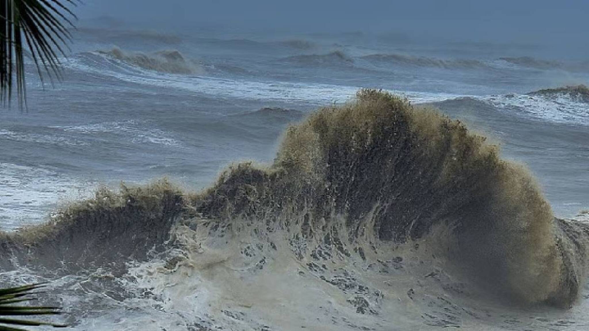 കള്ളക്കടൽ പ്രതിഭാസം; കന്യാകുമാരി തീരത്ത് ജാഗ്രതാ നിർദേശം