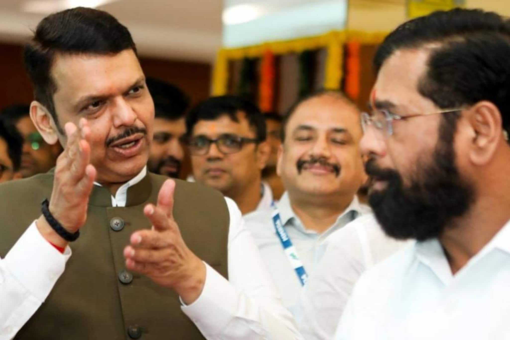 മഹാരാഷ്ട്രയിൽ ജോലിക്കും വിദ്യാഭ്യാസത്തിനുമുള്ള 5% മുസ്ലീം സംവരണം പിൻവലിച്ചു