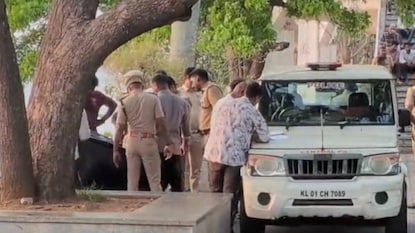 ആൺകുഞ്ഞിന്റെ മൃതദേഹമാണെന്ന് പോലീസ് സ്ഥിരീകരിച്ചു ആൺകുഞ്ഞിന്റെ മൃതദേഹമാണെന്ന് പോലീസ് സ്ഥിരീകരിച്ചു