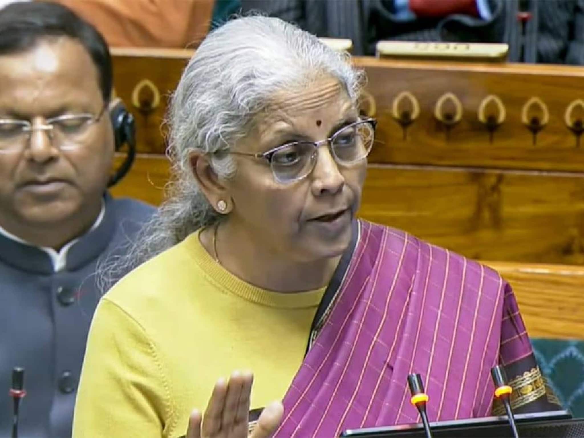 Union Budget 2026 | 7 അതിവേഗ റെയിൽ ഇടനാഴികൾ; ചരക്ക് ഗതാഗത പാതകളും ജലപാതകളും