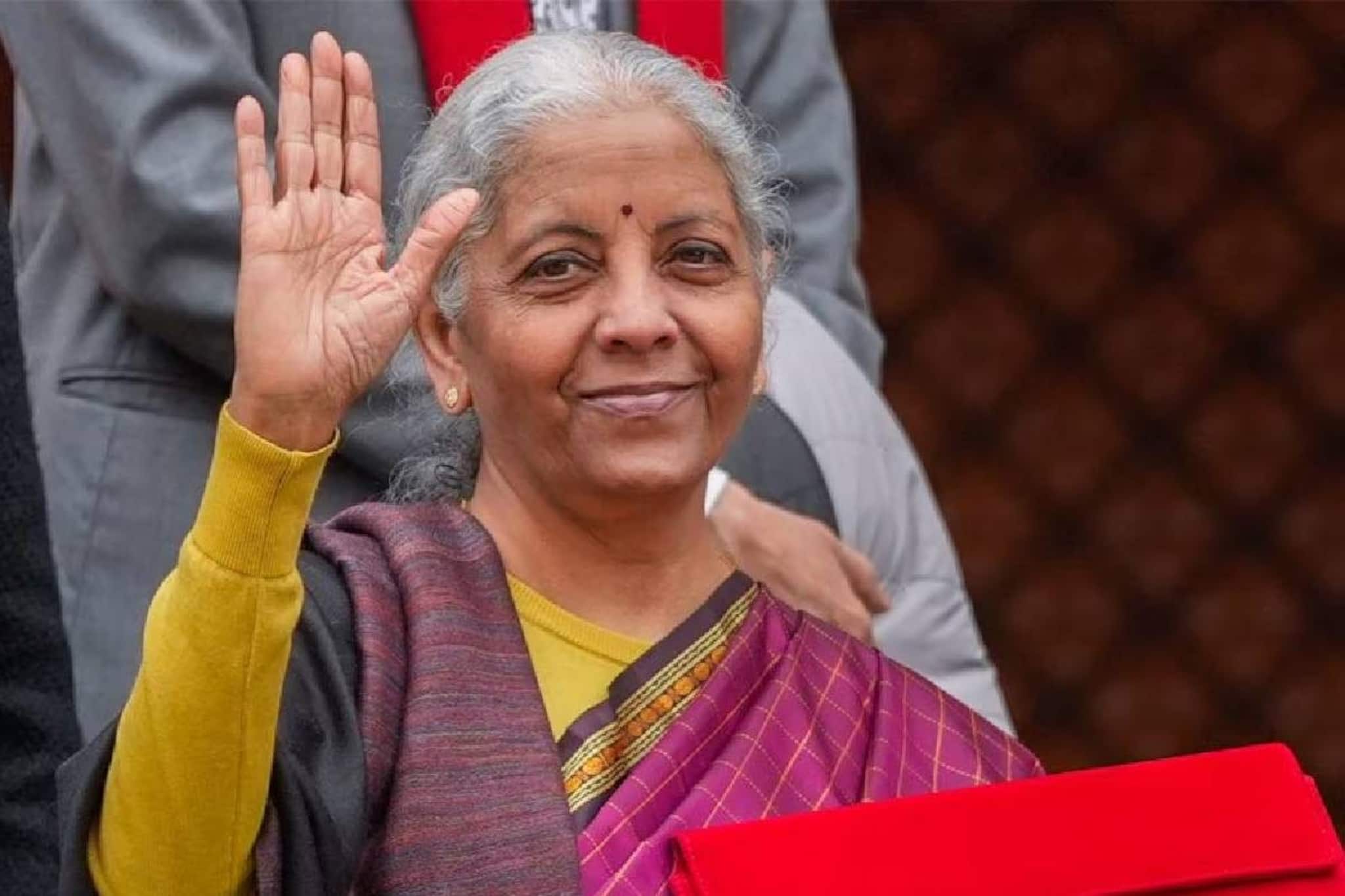 'പുരുഷന്മാരോട് ആരും ഇത് ചോദിക്കില്ല': ബജറ്റ് ദിന സാരി ചർച്ചയിലെ ലിംഗവിവേചനം ചൂണ്ടിക്കാട്ടി നിർമലാ സീതാരാമൻ