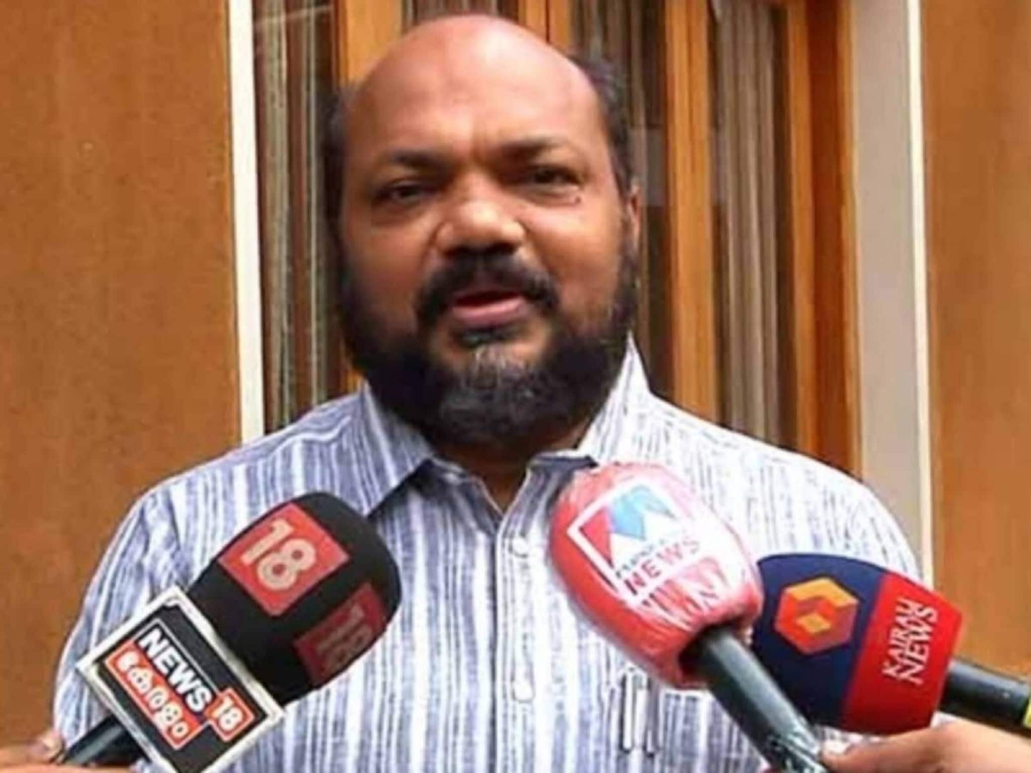 'ശബരിമല സ്വർണക്കൊള്ളയിൽ തന്ത്രിക്ക് ജാമ്യം അനുവദിച്ച വിധിയിൽ അസാധാരണത്വം' നിയമമന്ത്രി രാജീവ്