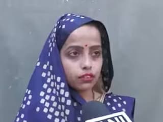  മുൻ ജീവനക്കാരി റിതു ത്രിപാഠി