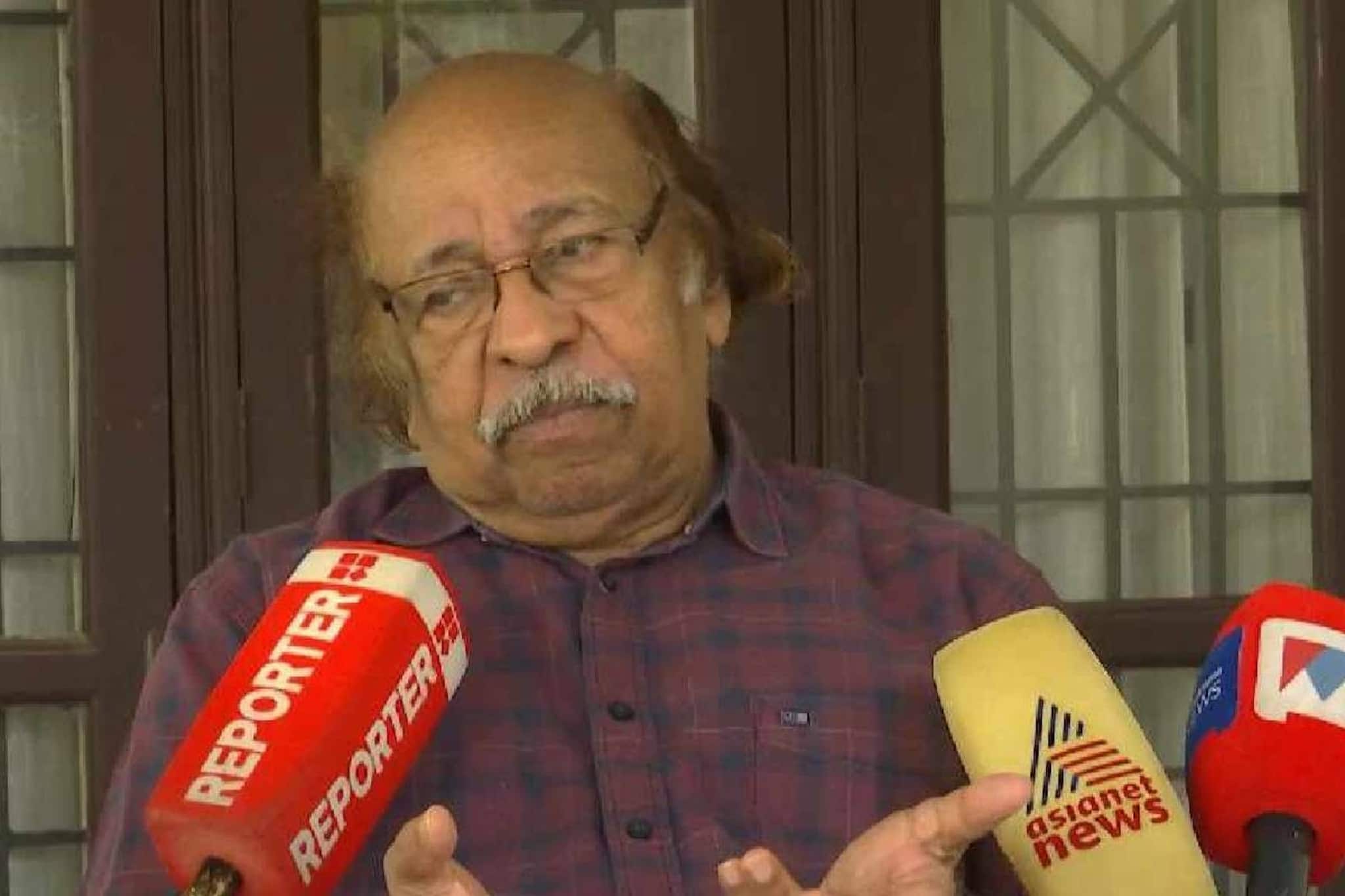 തുടർഭരണം വേണ്ടെന്ന് കെ സച്ചിദാനന്ദൻ; കേരളത്തിന് നല്ലത് മുന്നണികൾ മാറിയുള്ള ഭരണം