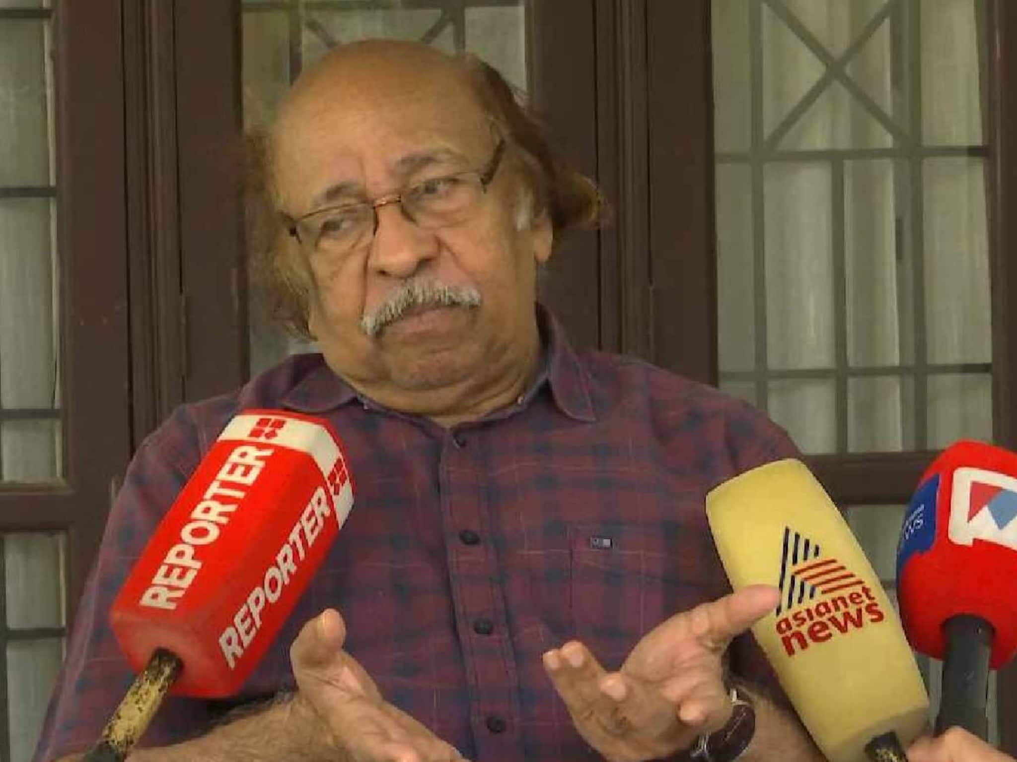 തുടർഭരണം വേണ്ടെന്ന് കെ സച്ചിദാനന്ദൻ; കേരളത്തിന് നല്ലത് മുന്നണികൾ മാറിയുള്ള ഭരണം